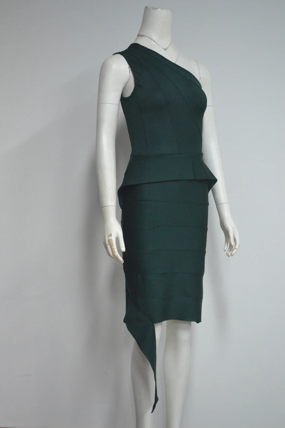 Darkgreen Color Women Sexy One Shoulder Ruffles Bodycon Mini Bandage Dress Office Lady Celebrate Evening Party Outfit Vestido