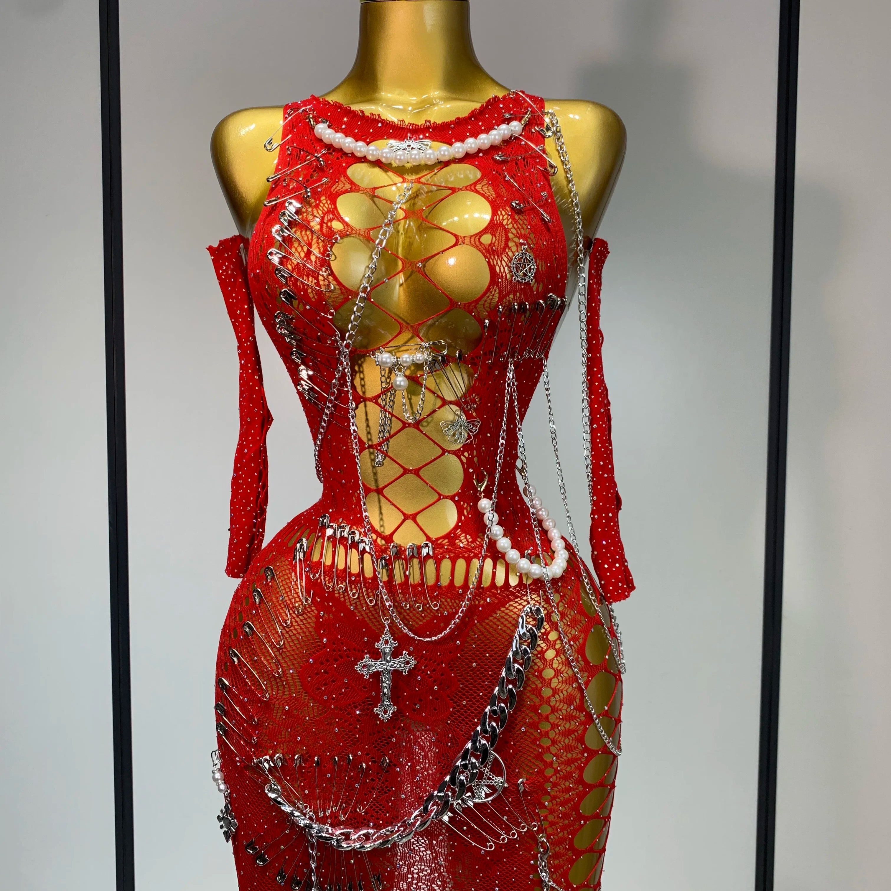 Women Sexy Hollow Out Pearl Chain Bodycon Dress Sleeveless High Stretchy Mini Dress Evening Party Nightclub Singer Stage Outfit