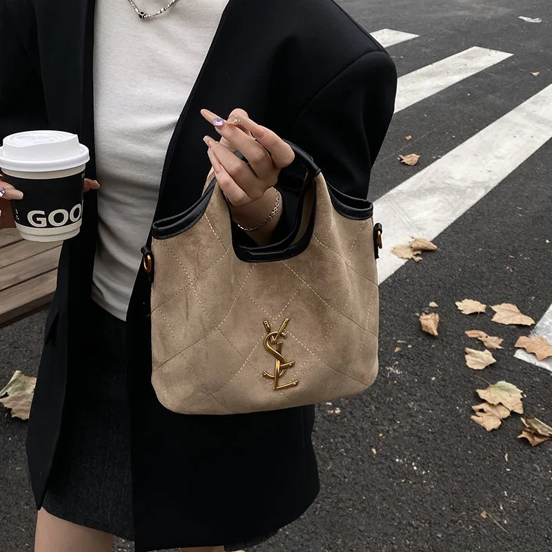 2025 Fall Winter Bucket Bag, Trendy Vintage Inspired Shoulder Bag, Chic Crossbody Purse for Women, Must-Have Stylish Tote