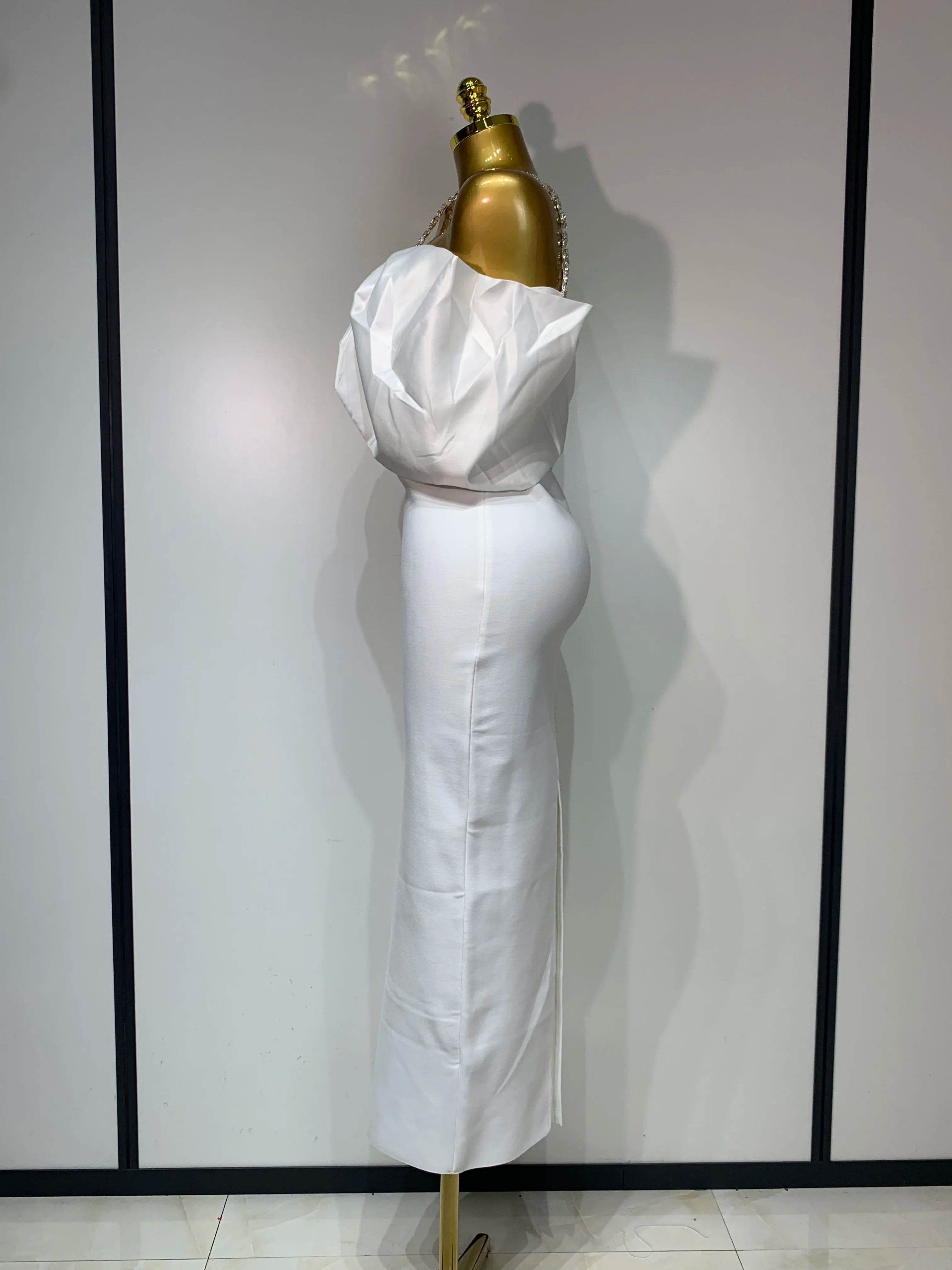 Robe moulante de luxe à strass et épaules dénudées, style vintage, style papillon, chic et élégante, tenue de soirée ou d'anniversaire