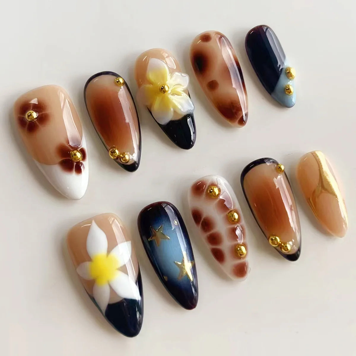 24Pcs Autumn Brown Almond Fake Nails with Flowers Gold Stars Pattern Manicure Tips Reusable French Finished Nails Art for Women