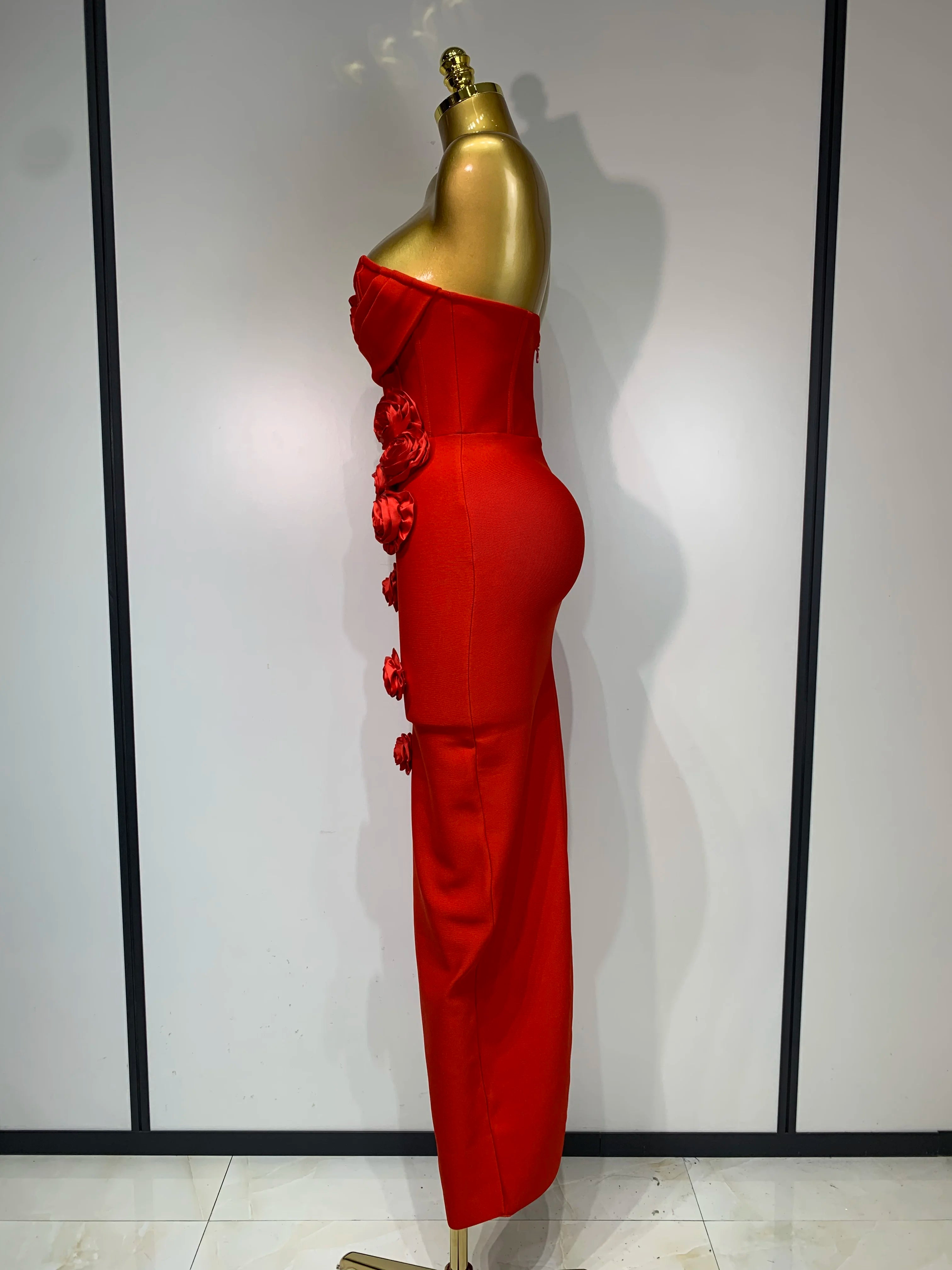 Vestido midi bandagem feminino sensual sem alças e costas nuas, flor vermelha, 2025, elegante, para festa de aniversário e boate