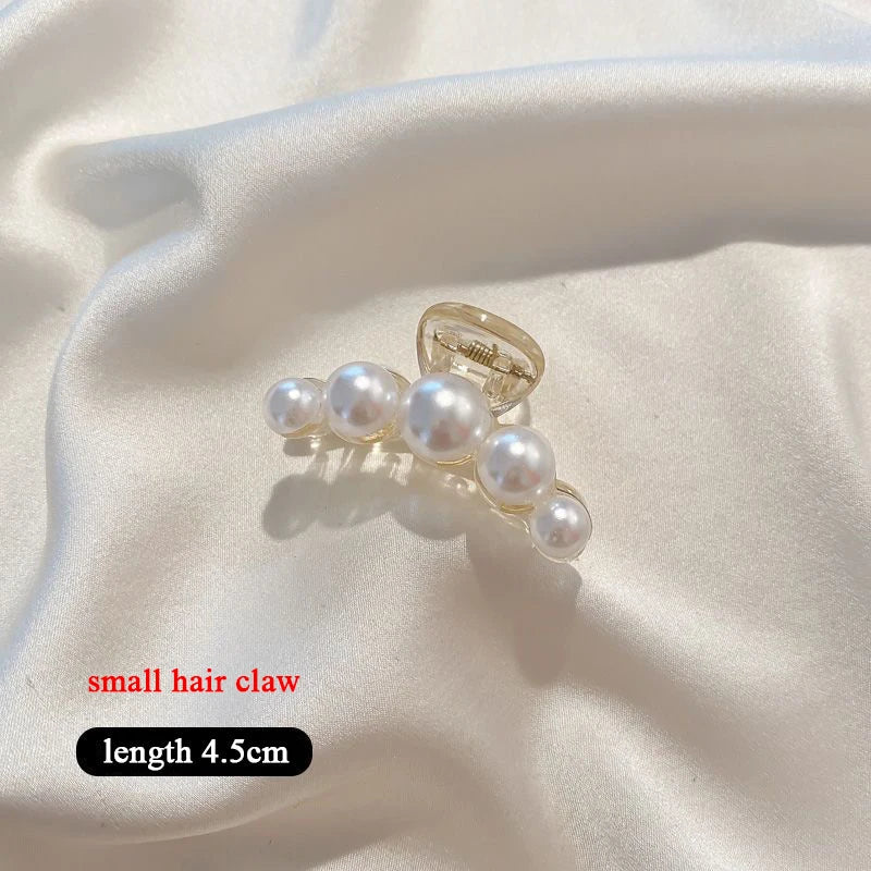 Elegant Big Pearl Hair Claws for Women Korean Acrylic Hair Clips Girls Large Size Barrette Shark Clip Fashion Hair Accessories 4.5cm small 5 yuan