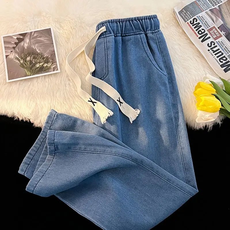 Spring And Winter Wide-leg Jeans Women Loose Straight Leg All Draped Trousers Students High-waisted Nine-point Pants Dark blue