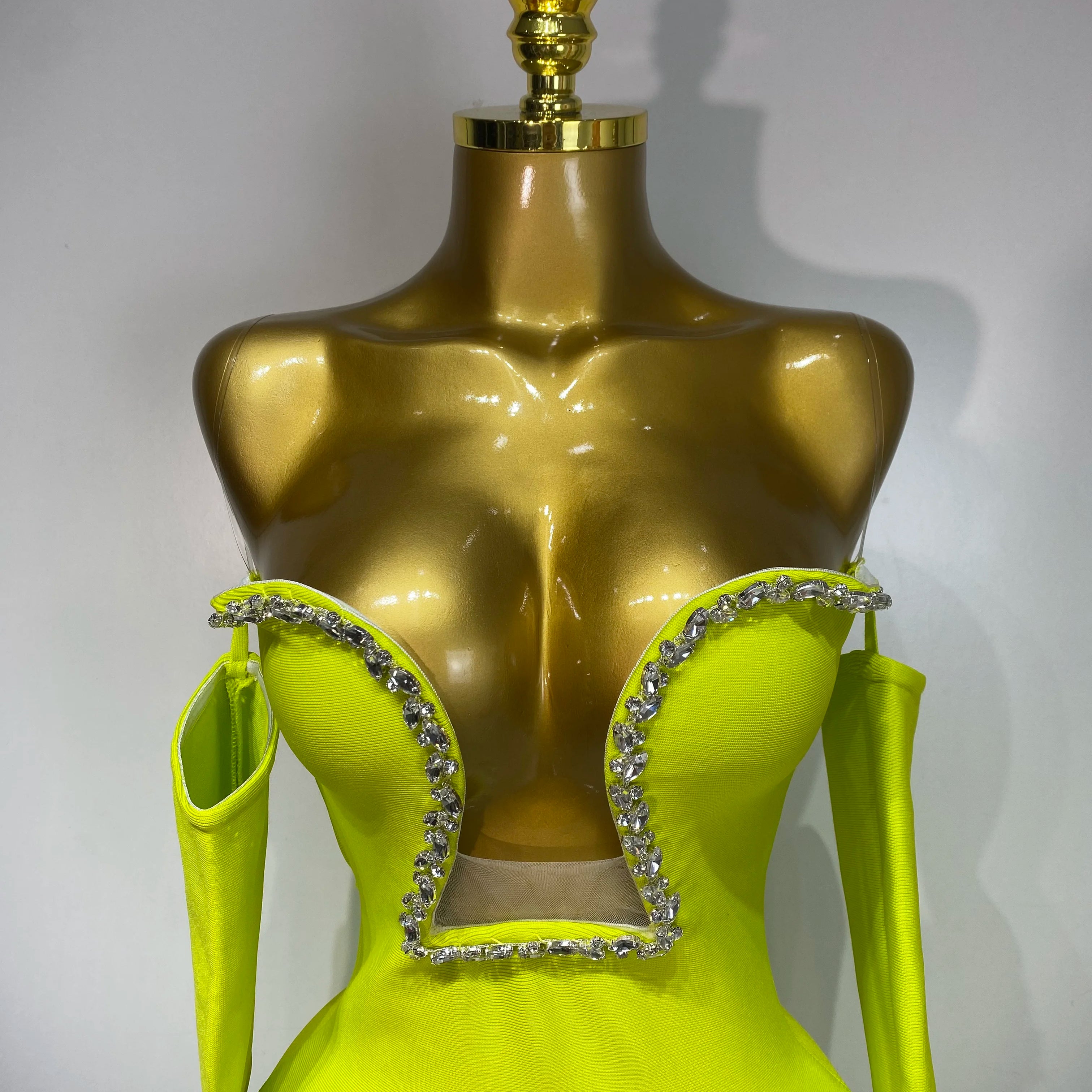 WomenSexy Off Shoulder Luxury Diamonds Long Bodycon Bandage Dress 2025 Celebrity Elegant Prom Gown Birthday Club Cocktail Dress