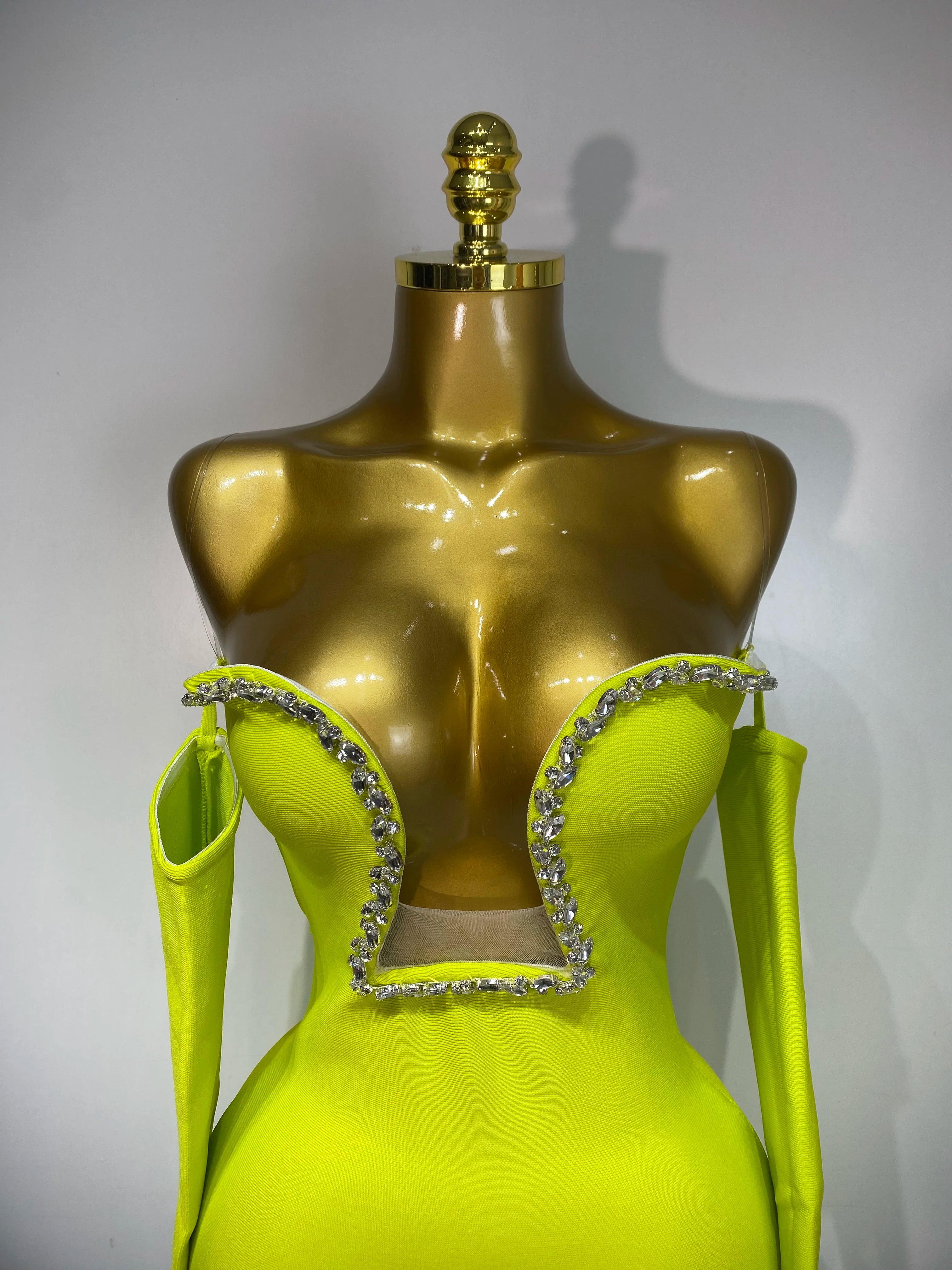 WomenSexy Off Shoulder Luxury Diamonds Long Bodycon Bandage Dress 2025 Celebrity Elegant Prom Gown Birthday Club Cocktail Dress