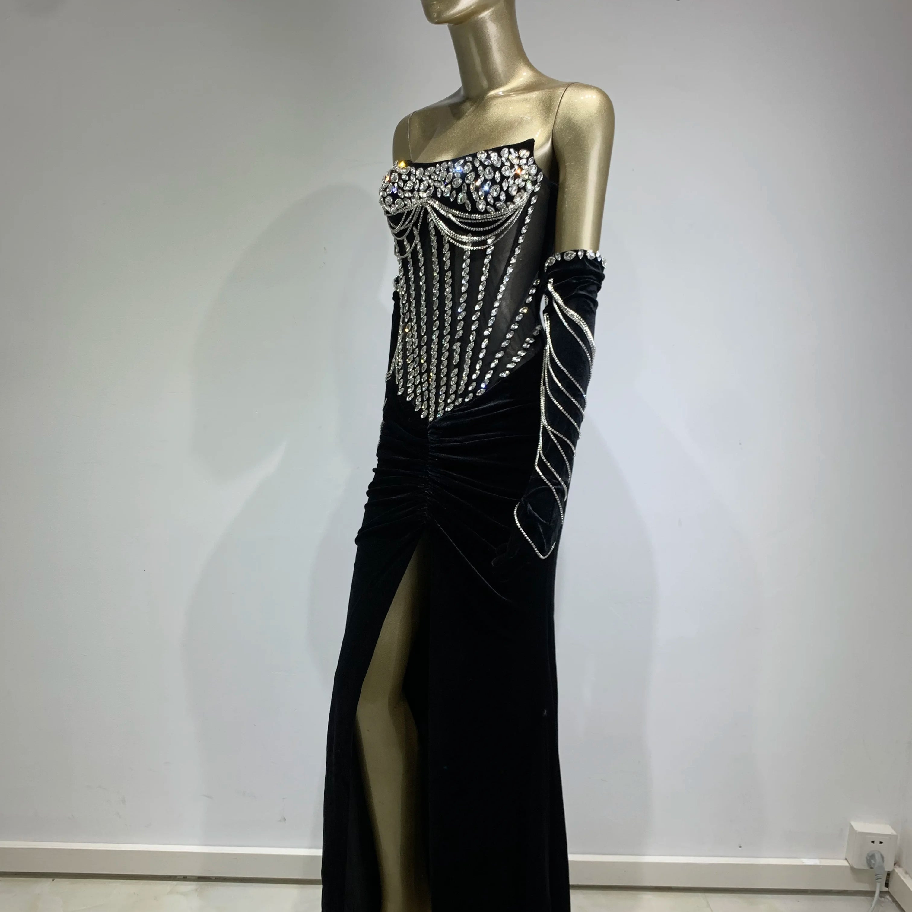 Women Luxury Sexy Strapless Beading Diamonds Black Maxi Long Dress 2024 Elegant Party Evening Stage Performance Dress Vestido