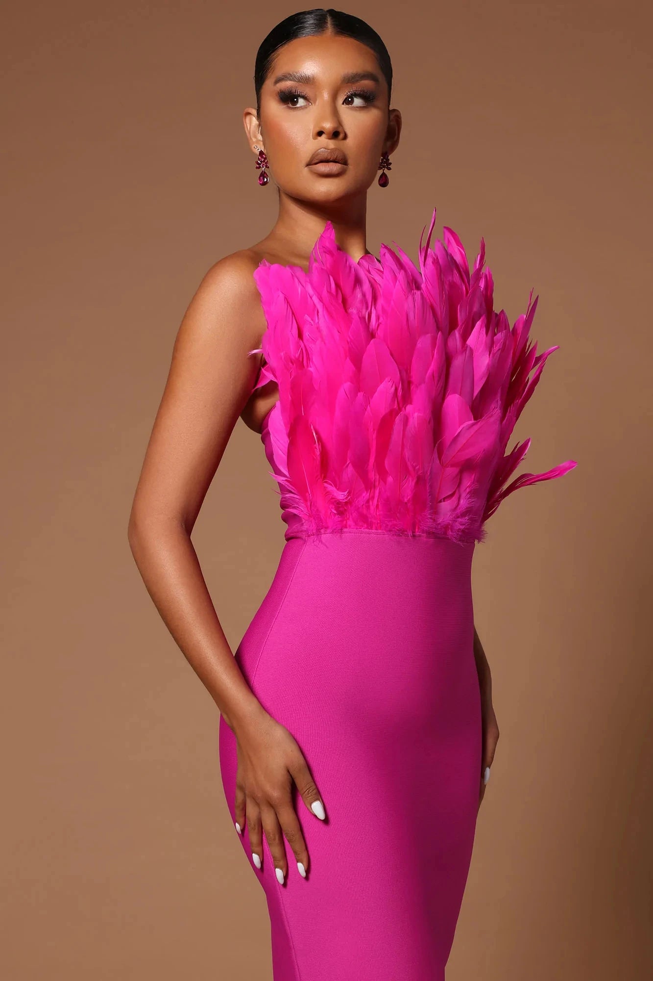 Vestido de festa de aniversário com alças finas e alças finas, estilo bodycon, com alças finas, estilo bandagem de rayon, marrom, para mulheres