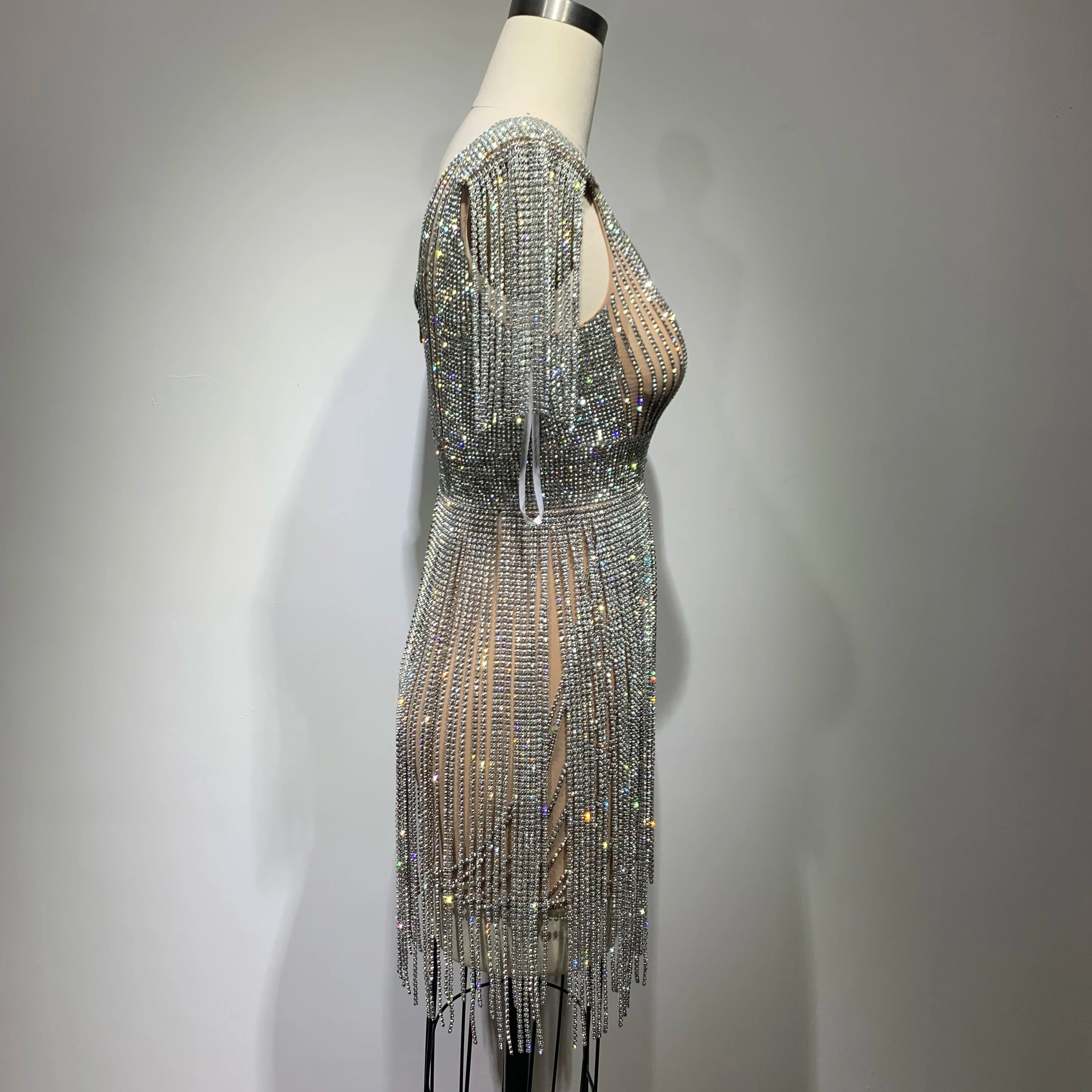 Top Handmake Women Silver Diamond Chain Bodycon Mini Dress Nightclub Party Birthday Celebrate Performance Costume