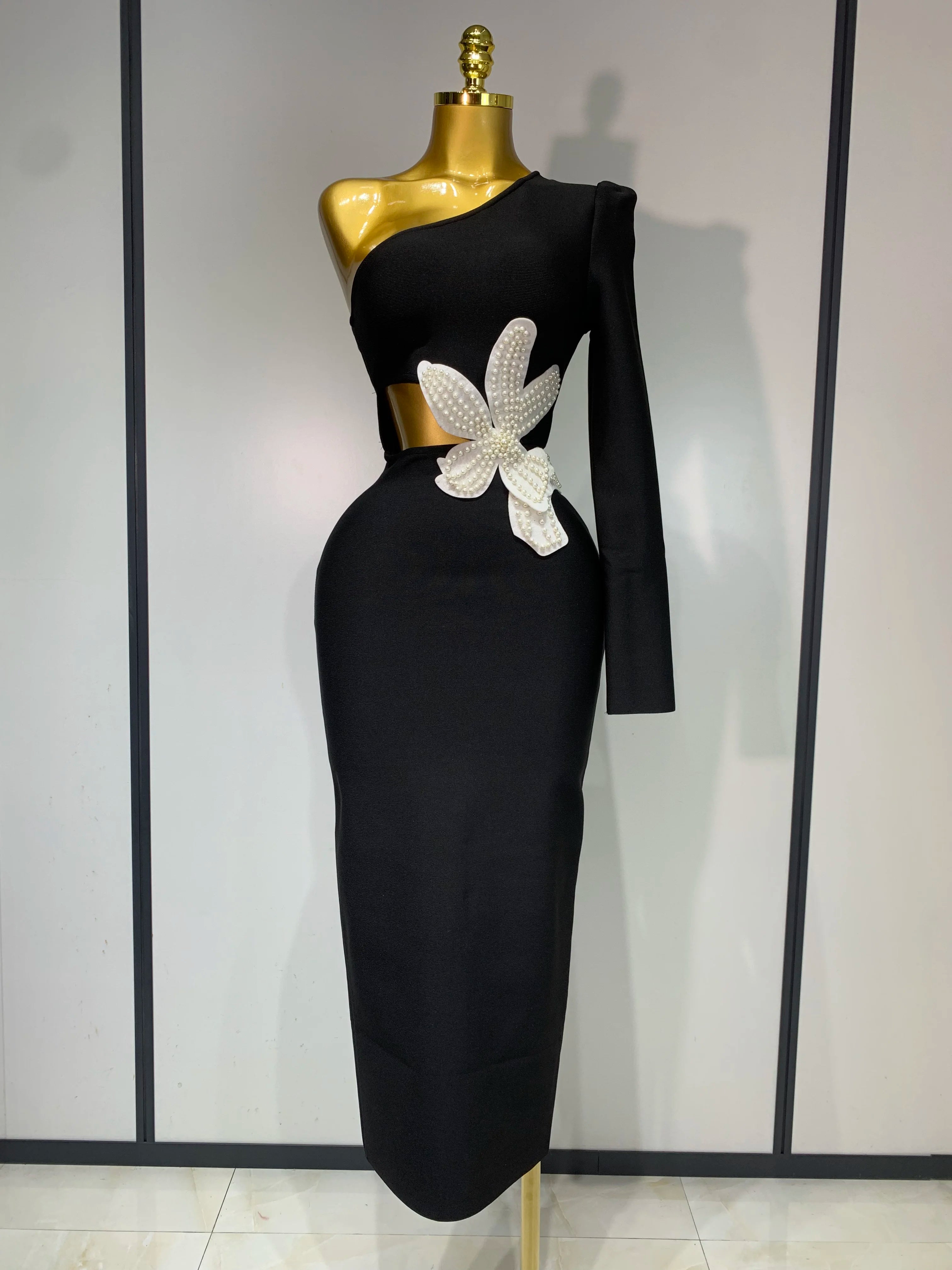 Women Elegant Luxury Black Bandage Party Dress Single Sleeve Cut Out White Pearl Embroidery Flower Midi Long Evening Prom Gowns