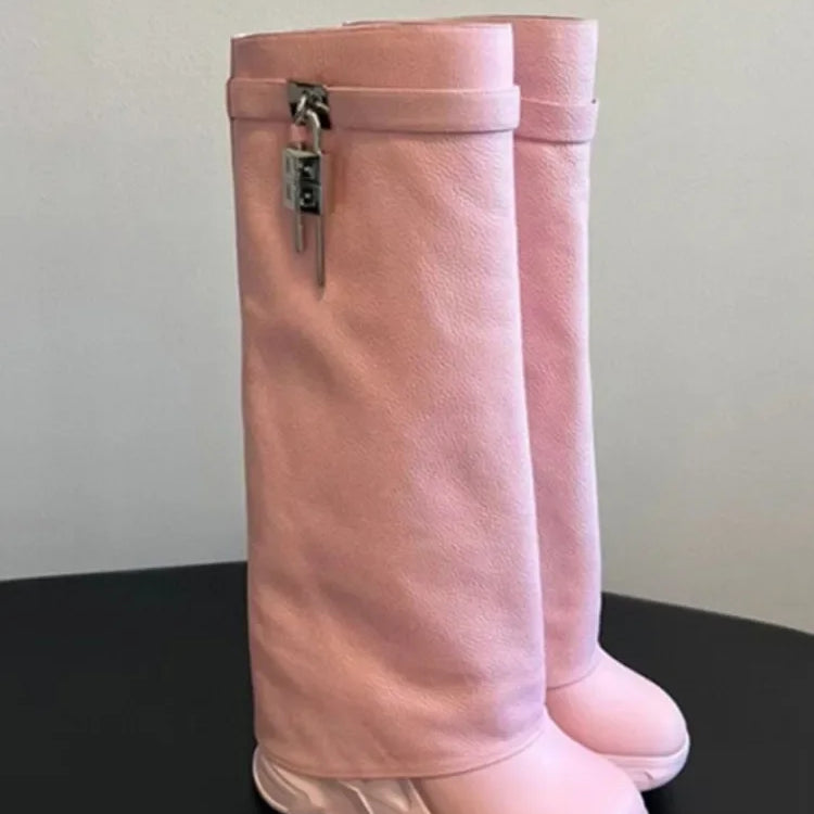 New Fashion Brand Thick Soled Leather Short Boots Round Head Lock Lock Shark Boots Women's Slope Heel High Heel Women's Boots Pink Long PU
