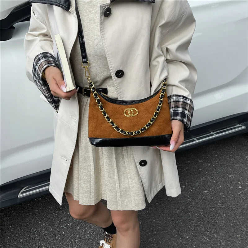 Casual Unique Clutch Handbag For Women With High-End Designer Paris Fashion And Solid Color Finish