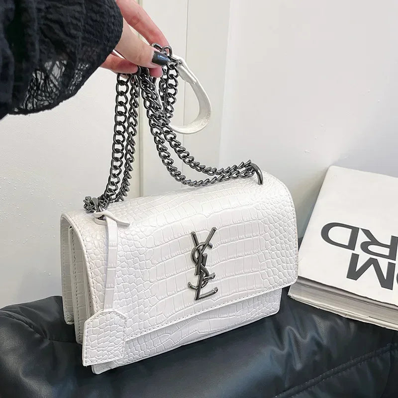 2025 New Light Luxury Bag High Sense European and American Retro Chain Bacchus Bag Fashion Shoulder Messenger Bag