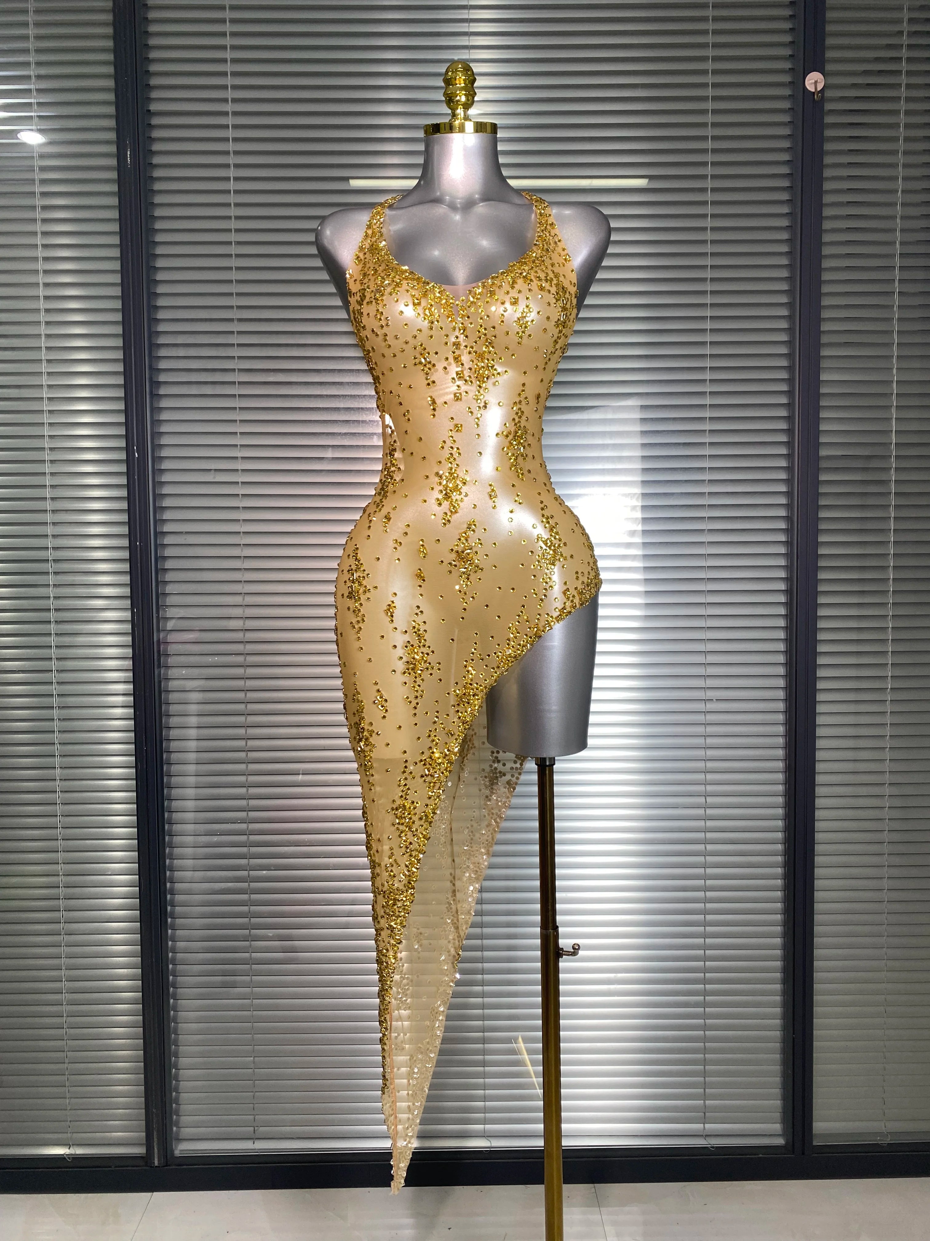 Women Sexy Mesh Crystal Diamonds Stretched Gold Shining Performance Costume Stage Dancer See Through Night Club Party Dress