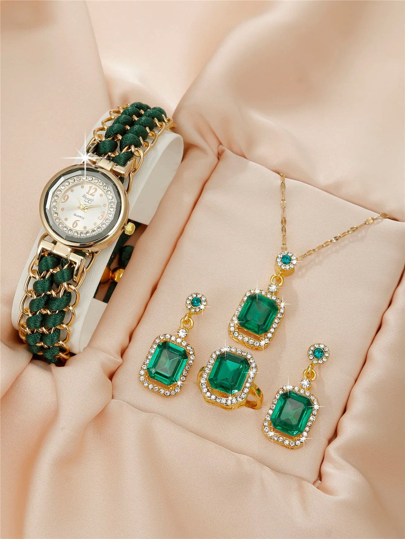 5PCS Women Knitting Rope Chain Winding Analog Quartz Movement Wrist Watch Fashionable Simple Style Quartz Wristwatch green