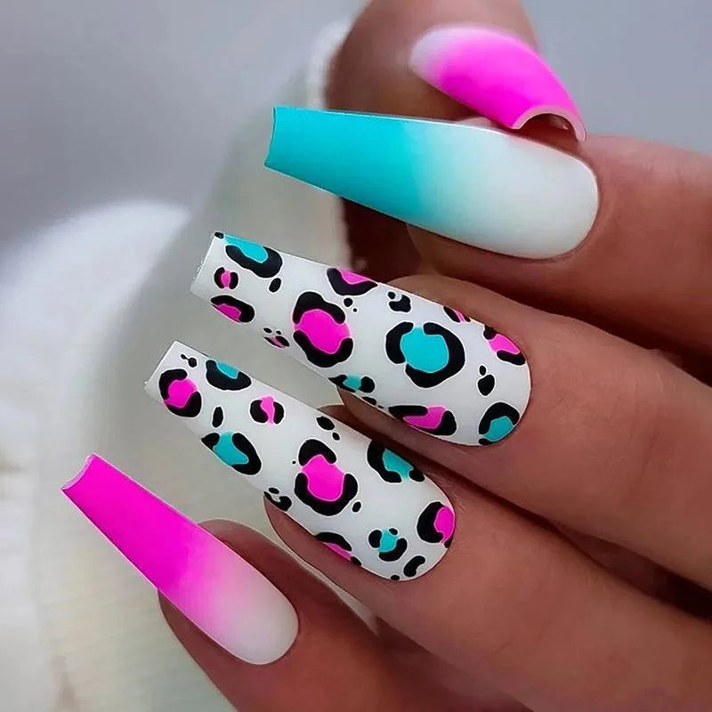 24Pcs Artificial Ballet Nails Set Long Coffin Fake Nails with Gradient Flower Design Wearable Frenchfull Cover Press on Nail Tip