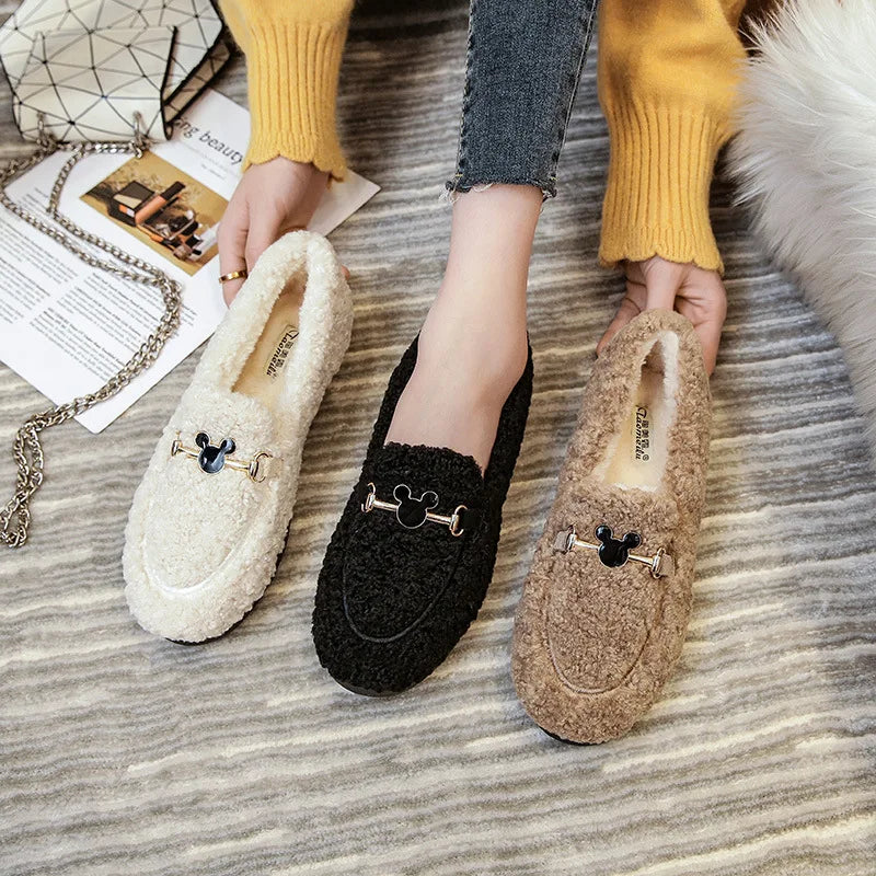 Women's plush cotton shoes Winter outdoor warm snow boots Flat bottomed Lefu shoes Lambhair Metal decoration design Large 41-43
