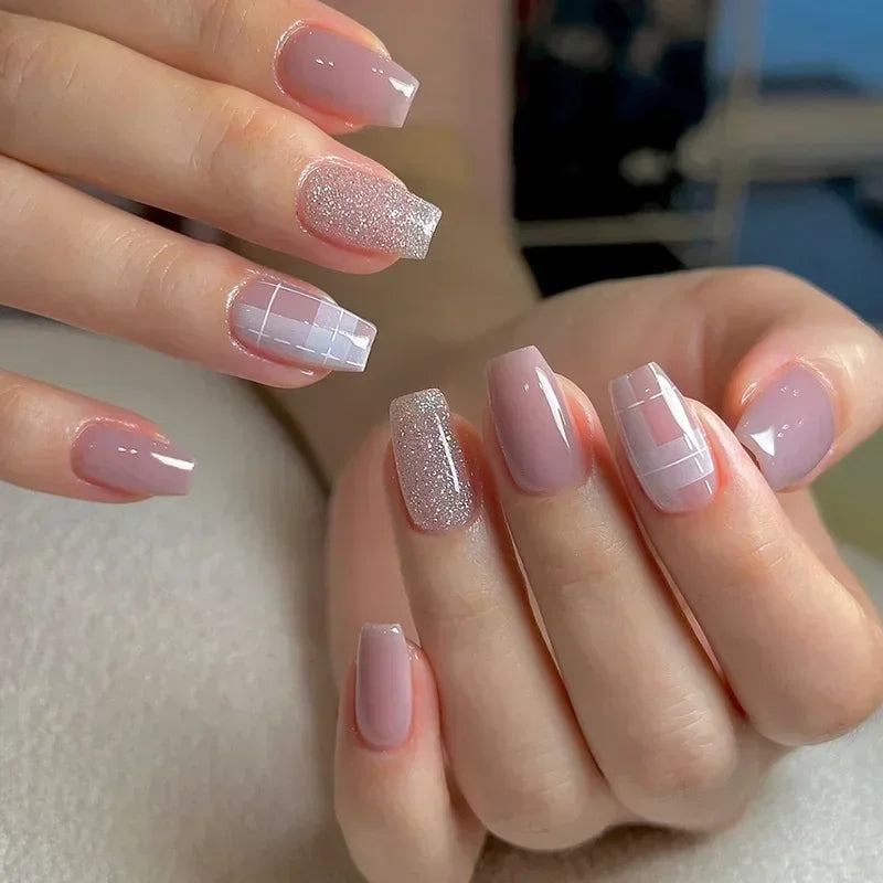 24 peças de unhas postiças de rosas vermelhas, flores longas, balé, design de unhas postiças francesas, cobertura total, pontas de unhas postiças vestíveis, arte