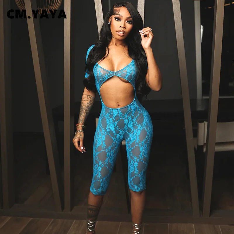 CM.YAYA 2024 Spring Short Sleeve Backless Women Lace Hollow Out Casual Rompers Playsuit Short Jumpsuits V-neck One Piece Outfits