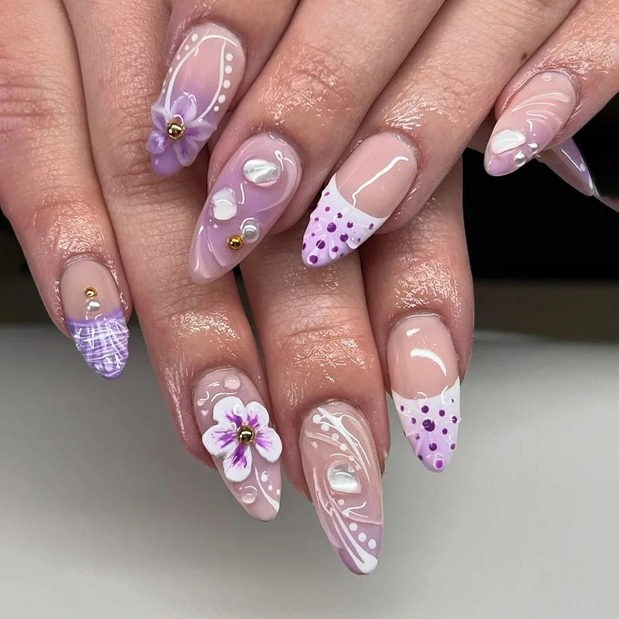 24Pcs Simple Almond Fake Nails Art with Jelly Glue White French Press on False Nails 3D Golden Stripes Design Wearable Nail Tips