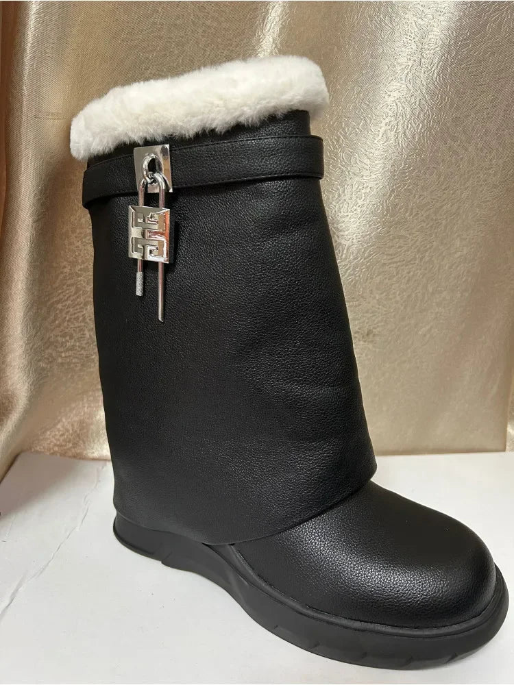 New Fashion Brand Thick Soled Leather Short Boots Round Head Lock Lock Shark Boots Women's Slope Heel High Heel Women's Boots Black plush cowhide