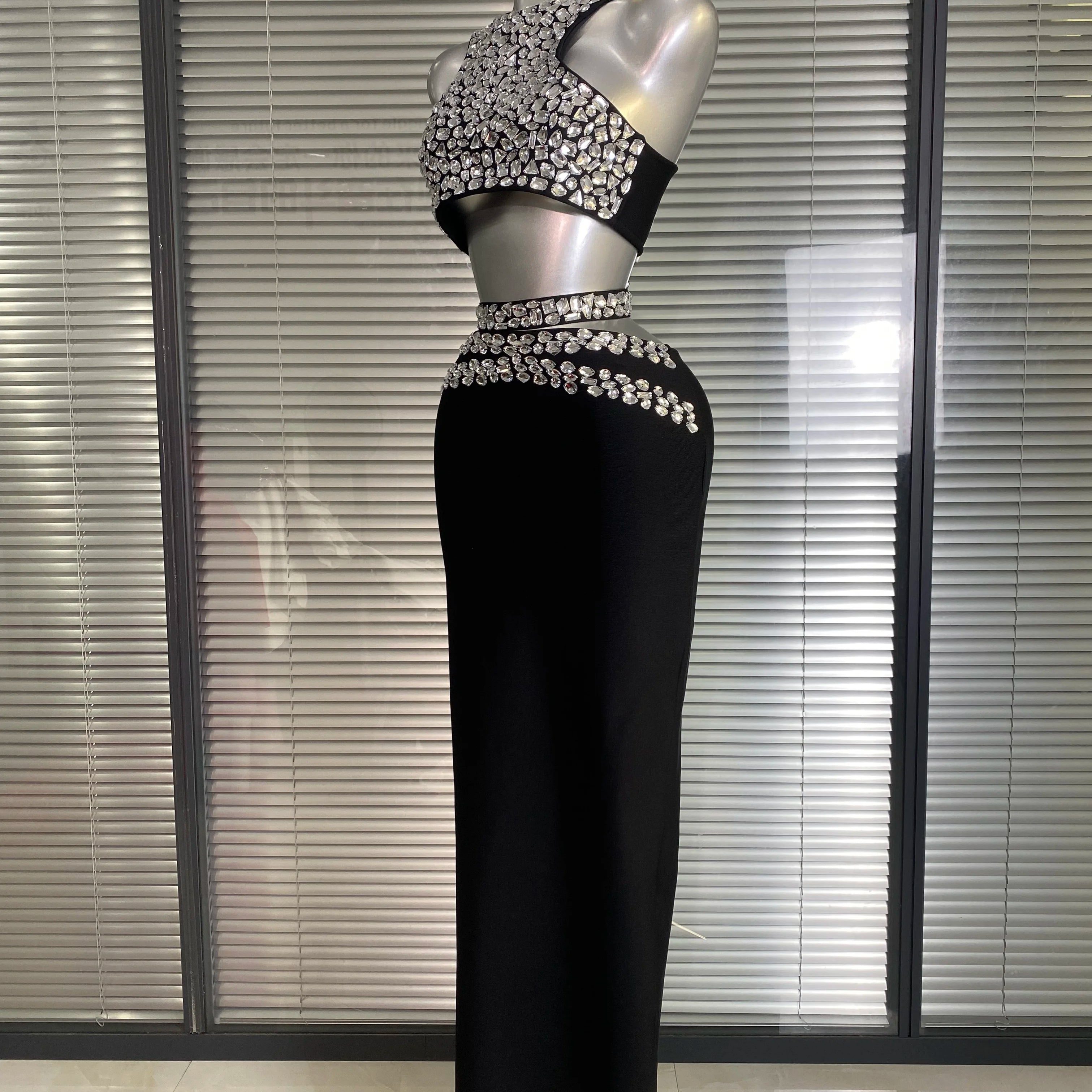 Summer New Women Sexy Sewed Crystal Diamonds Black Long Bandage Two Piece Set Celebrity Evening Party Long Skirt Suits