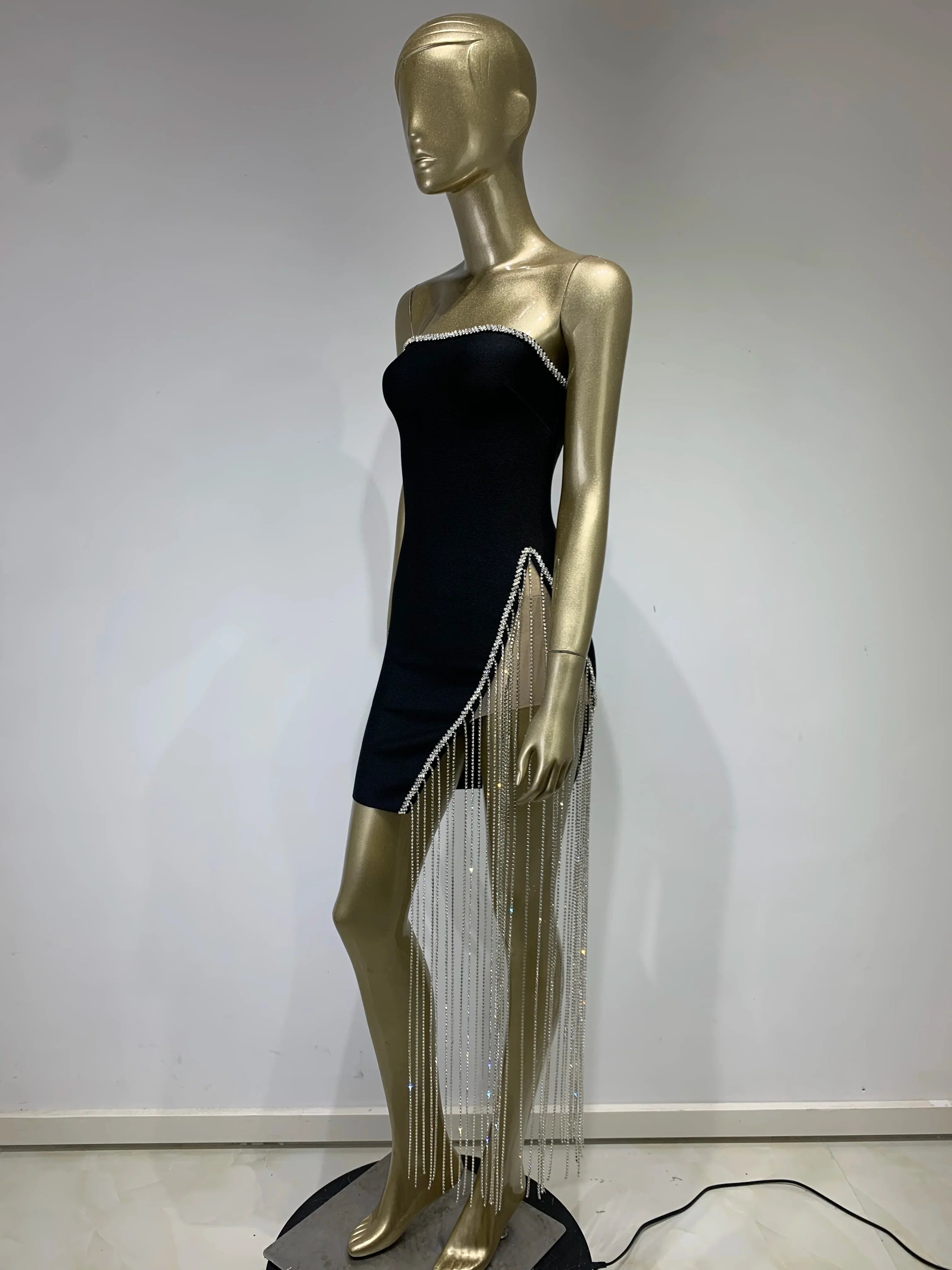 Luxury Women Summer Sexy Strapless Diamonds Crystal Black Mini Bodycon Bandage Dress Elegant Evening Club Party Dress