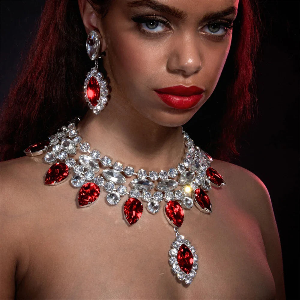Boho Silver Luxury Rhinestone Water Drop Pendant Choker for Women Sexy Crystal Collar Statement Necklace Jewelry Accessories
