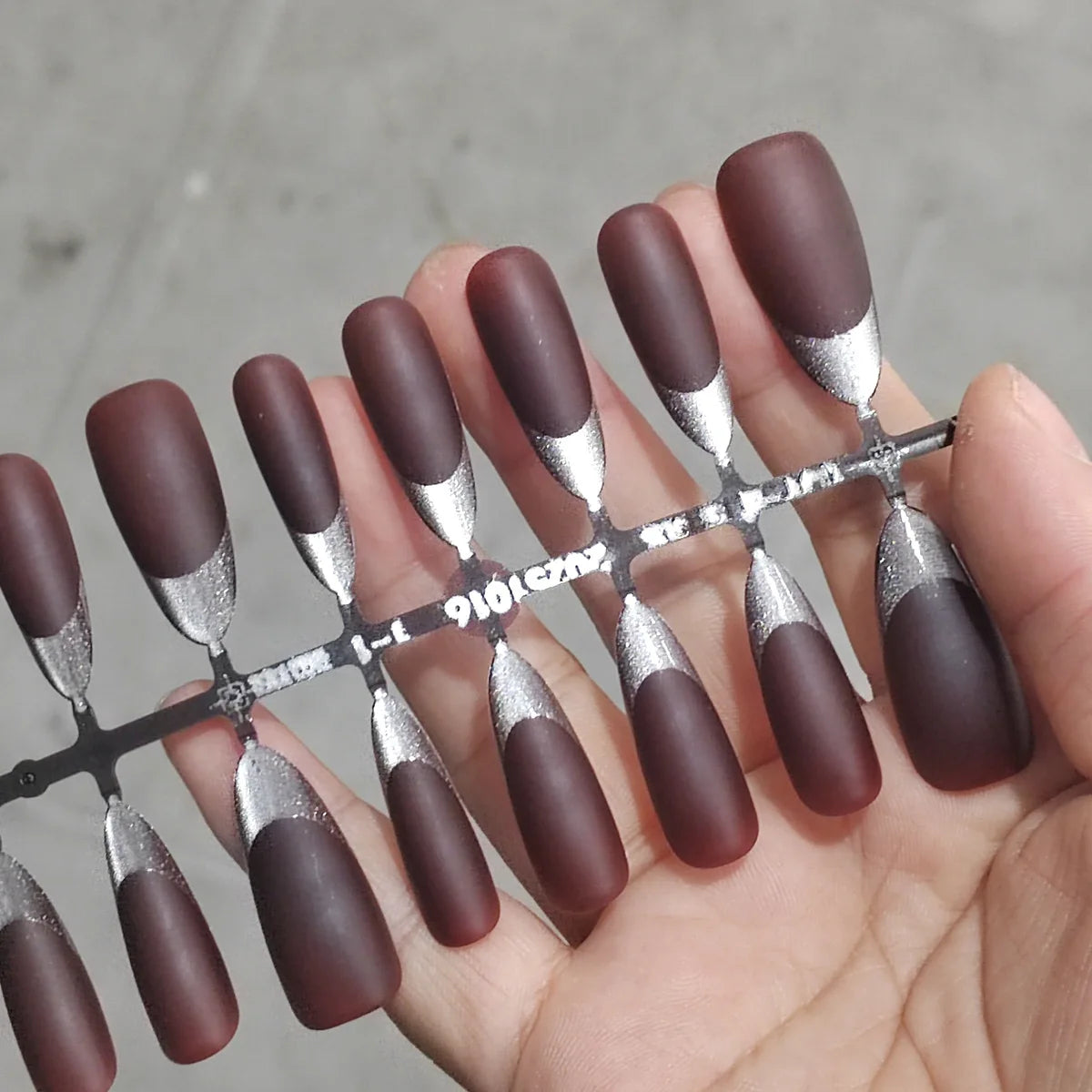 Brown Long Almond Fake Nails 30Pcs Silver French Press On Nails Autumn Glossy/Frosted Wearable False Nails Charm Nails Art