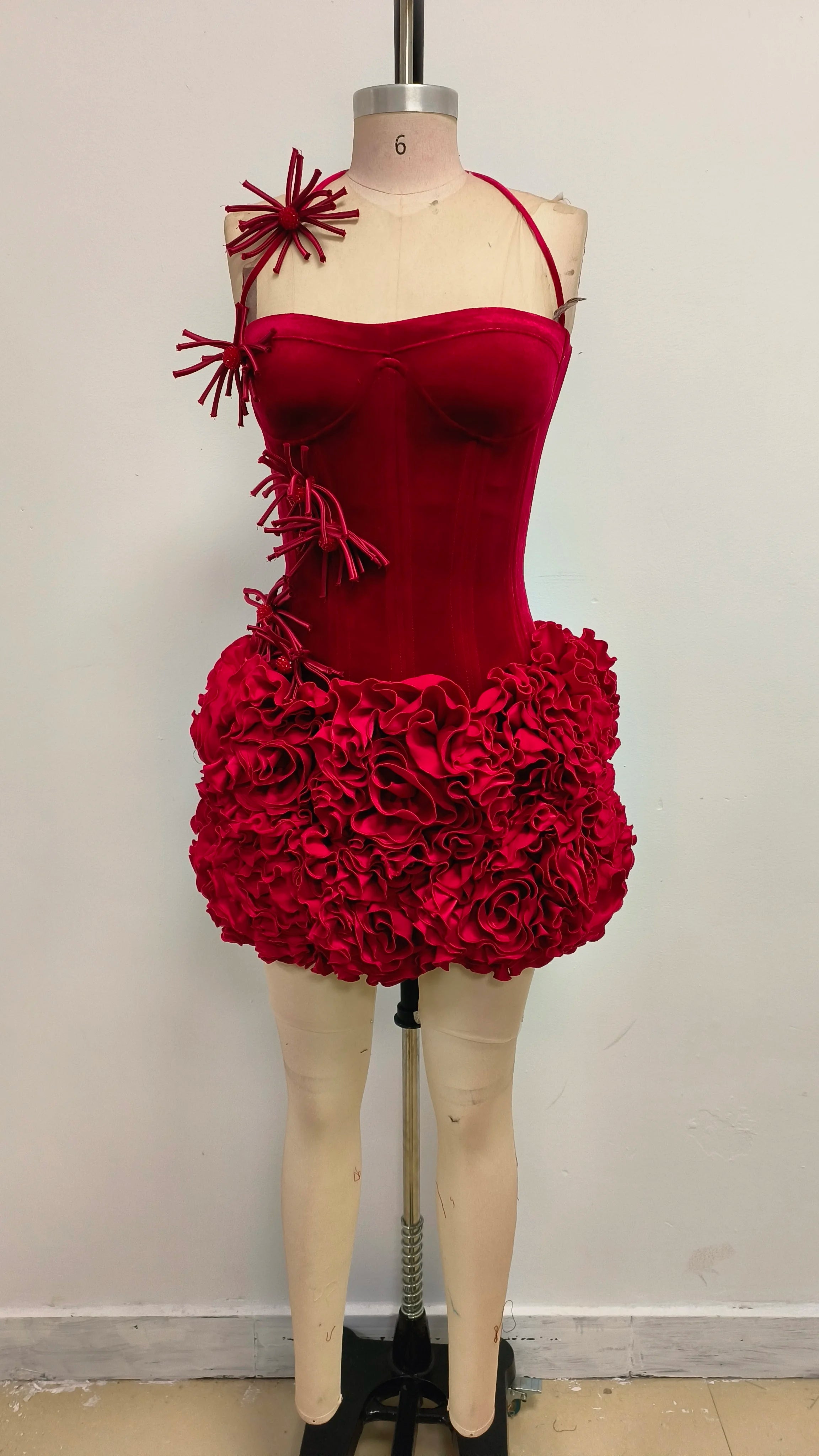 Vestido curto sem alças preto e vermelho feminino, sexy, com amarração, floral, para baile, 2 peças, para festa e boate