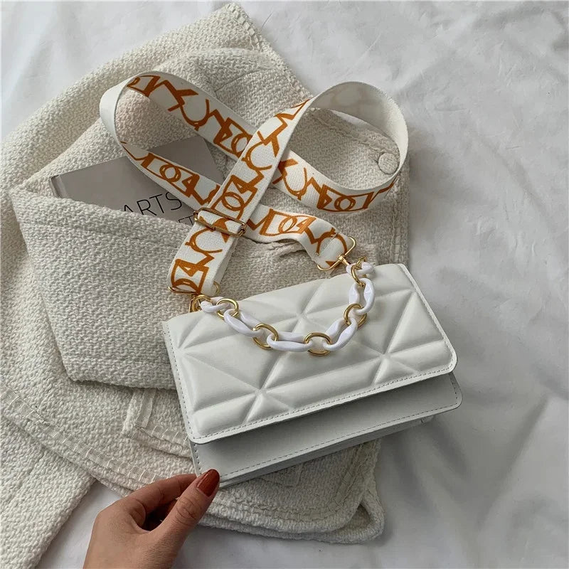 New WOMEN'S Korean Style Lingge Chain Shoulder Solid Color Small Square Messenger Bag