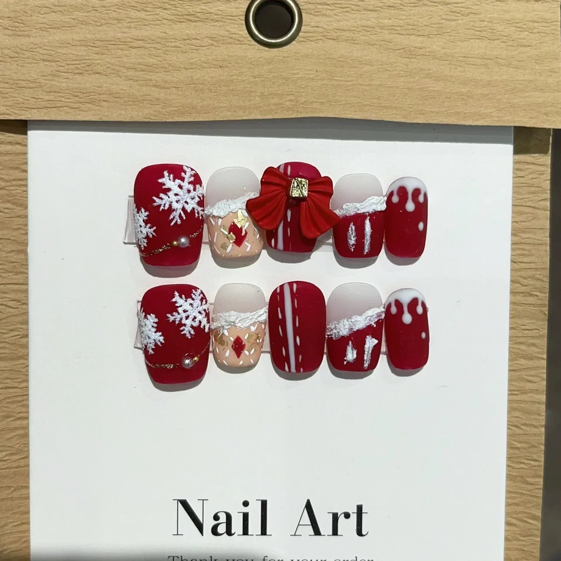 New Year And Christmas Hand Paint Snowflake Fake Nail Temperament Appear White False Nail Paste Pure Hand-maded Nail Decoration