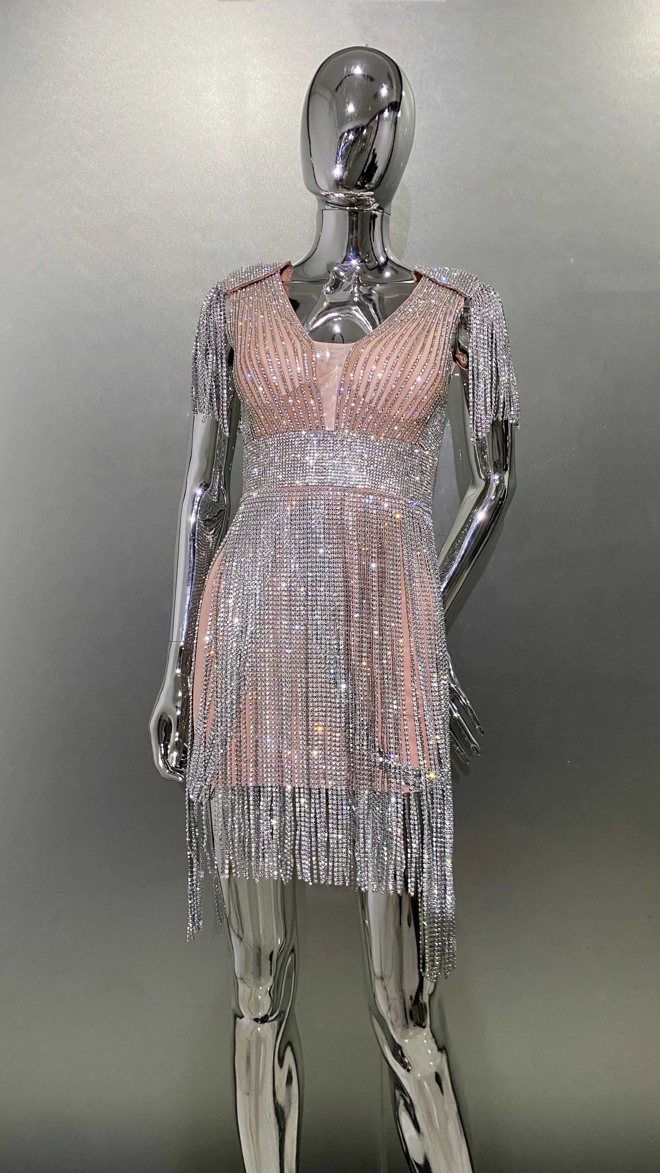 STOCK High Quality Super Shining Diamonds Tassel Sleeveless Mini Evening Dress Woman Birthday Party Outfit Performance Costume