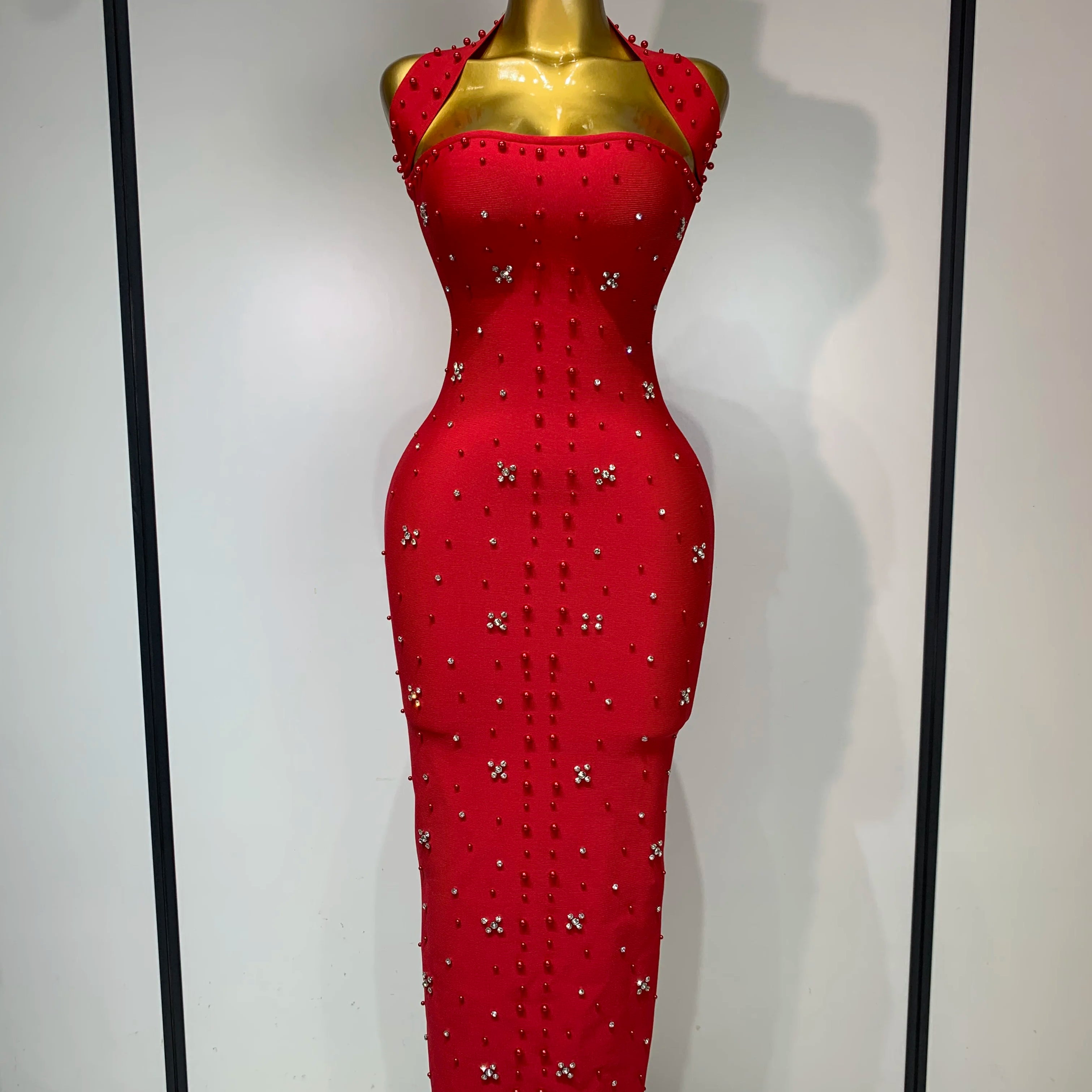 Elegant Sparkly Rhinestone Pearl Halter Backless Bodycon Bandage Long Dress 2025 Women Luxury Birthday Evening Party Gowns