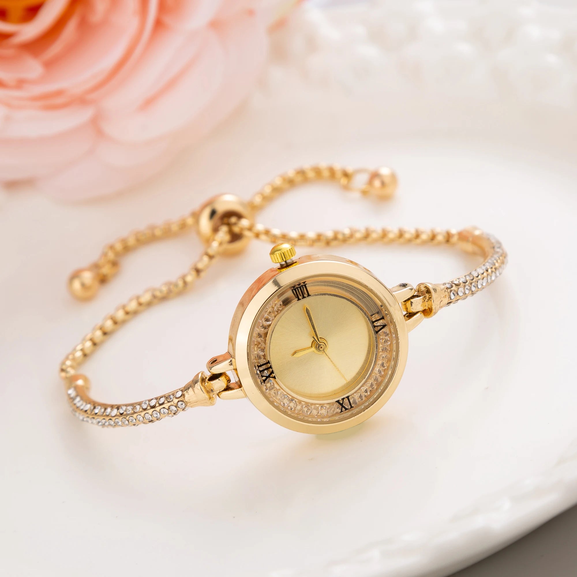Women Steel Bracelet Watch Quartz Luxury Fashion Small Dial Watches Popular Wristwatch Female Elegant