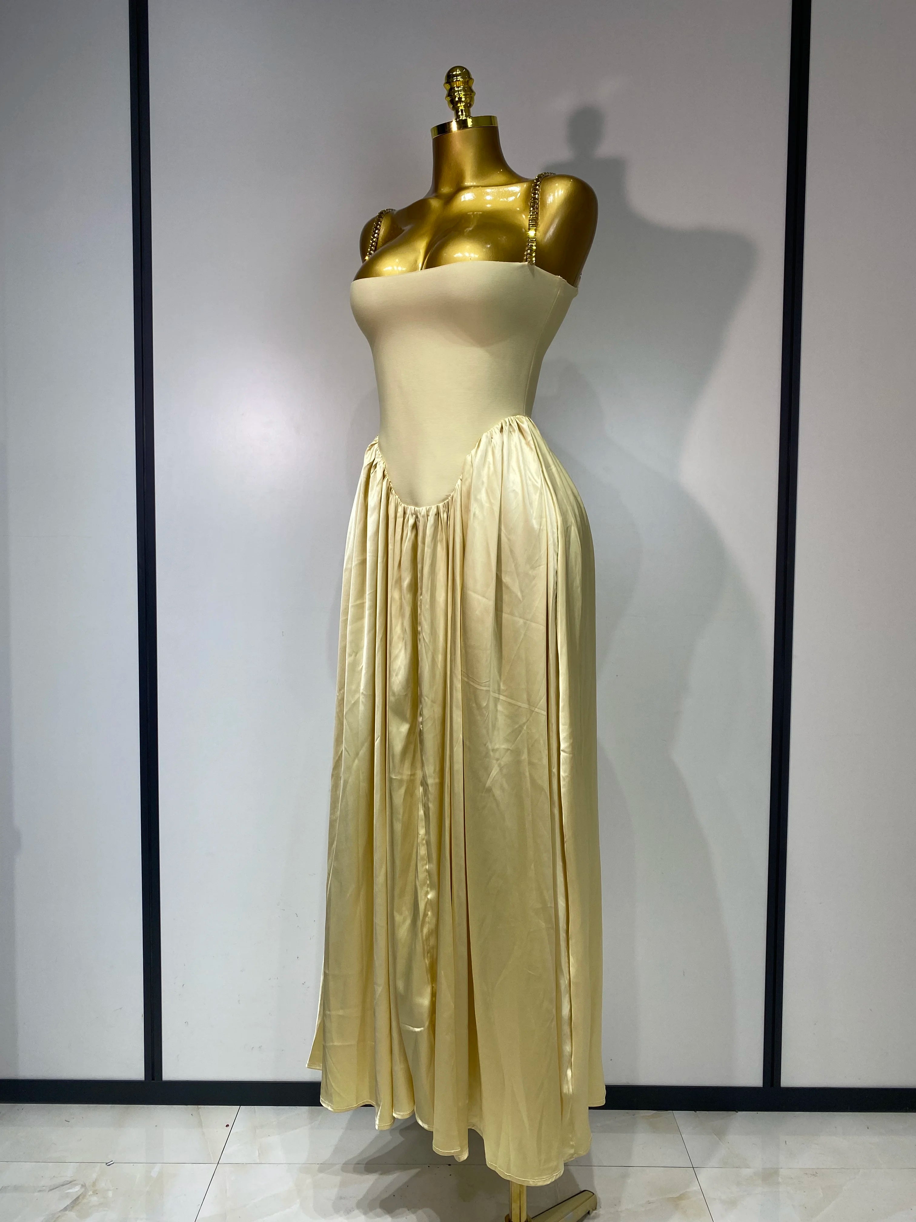 Women Sexy Strap Chain Sleeveless Long Dress Fashion Slimming Hundred Fold Dresses Elegant Evening Party Wedding Guest Gowns