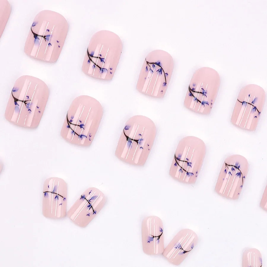 24pcs Simple Blue Flower Bud French Style Press on Nails Simple Nails Full Cover Wearable False Nails