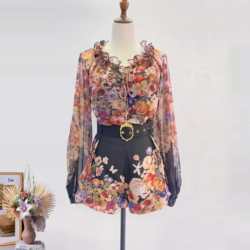 Shot Spot Australia Positioning Printing Top Three-Dimensional Flower Lace-up Top + Wide Leg Shorts Suit Women