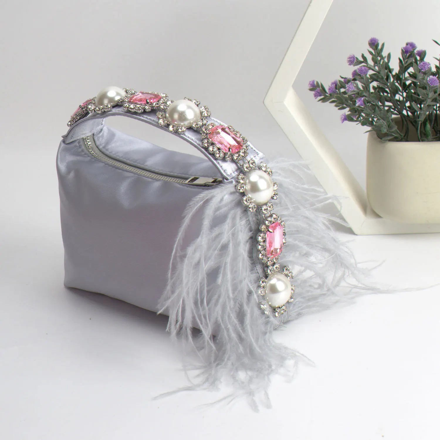 Handbag Luxury Shiny Crystal Purses Designer Rhinestones Clutch Purse Bag for women handle bag Women's bag purse eveing Gray feathers (20cm<Max Length<30cm)