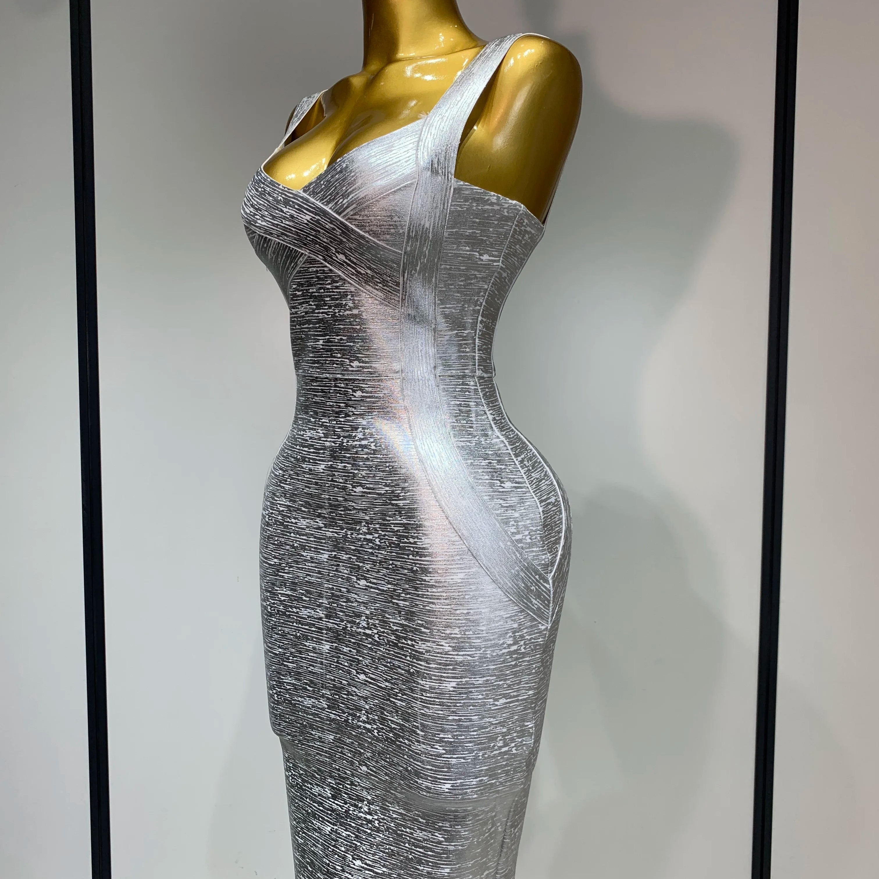 High Quality Women Sleeveless Bodycon Bandage Dress Celebrity Elegant Silver Gold Cocktail Party Birthday Dress Vestidos