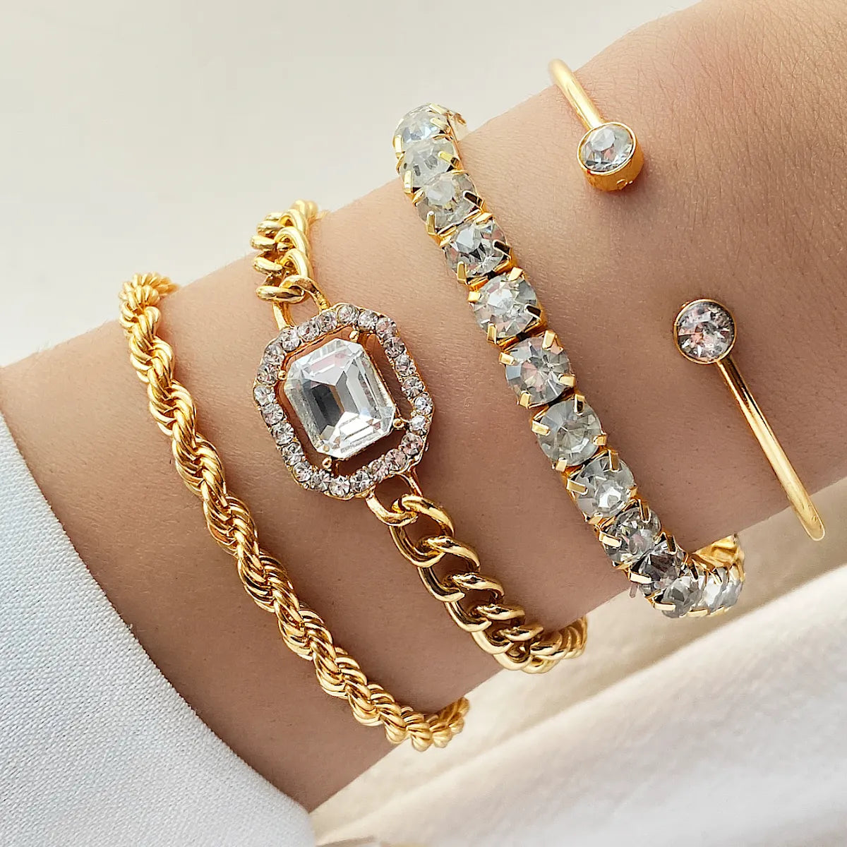4 Piece Set Luxurious Bracelets for Women Crystal Shiny Adjustable Opening Chain Bracelets Punk Bangle Fashion Jewelry