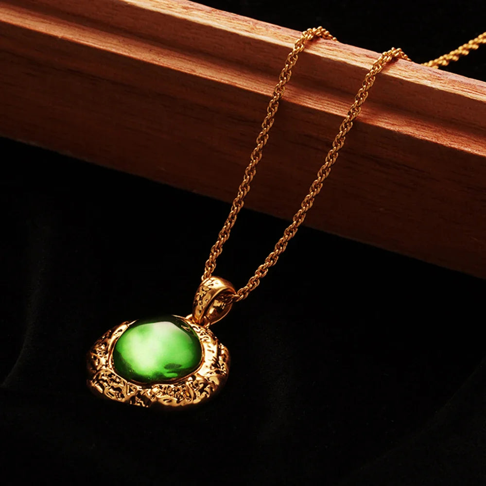 Vintage French Necklace for Women Ancient Inlaid with Lapis lazuli Medieval Palace Pendant Statement Trend Jewelry Gift MY230908011G026