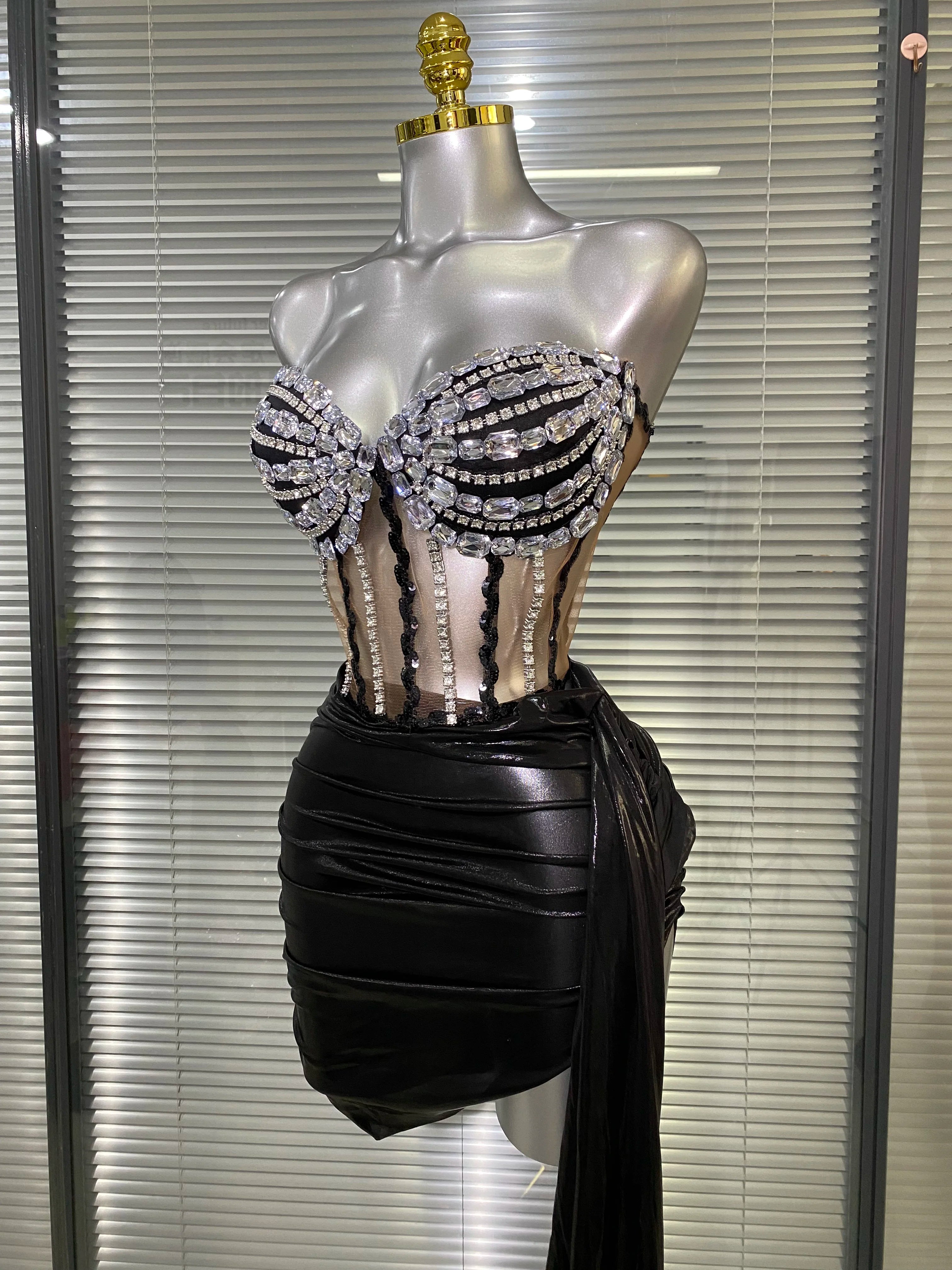 Women Sexy Sparkly Two Pieces Set Shinning Fancy Night Club Skirt Suits Singer Dancer Stage Performance Costume