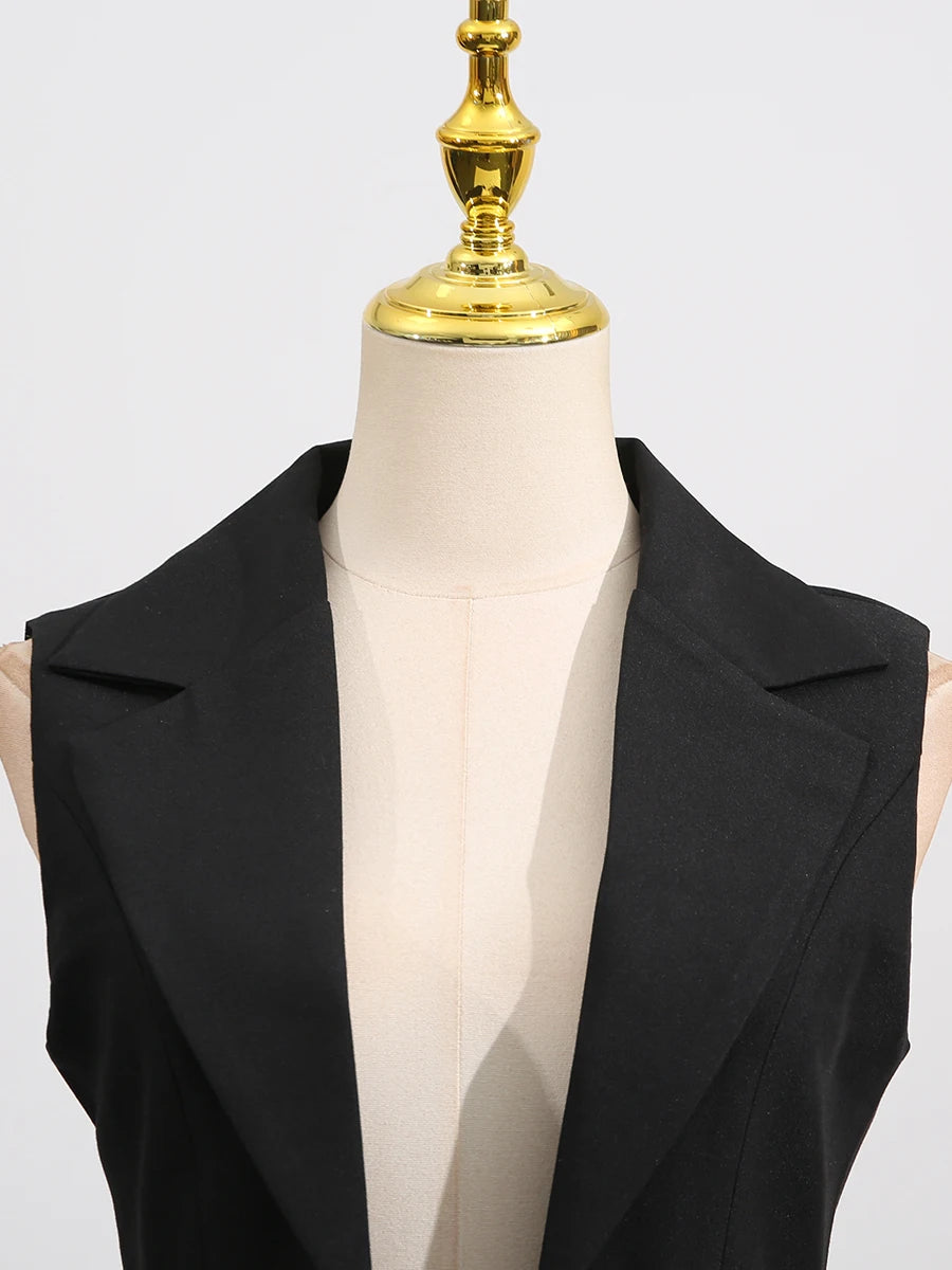 TWOTWINSTYLE Hit Color Sheer Elegant Jacket for Women Lapel Sleeveless Patchwork Folds Fashion Long Jacket Female Clothing New