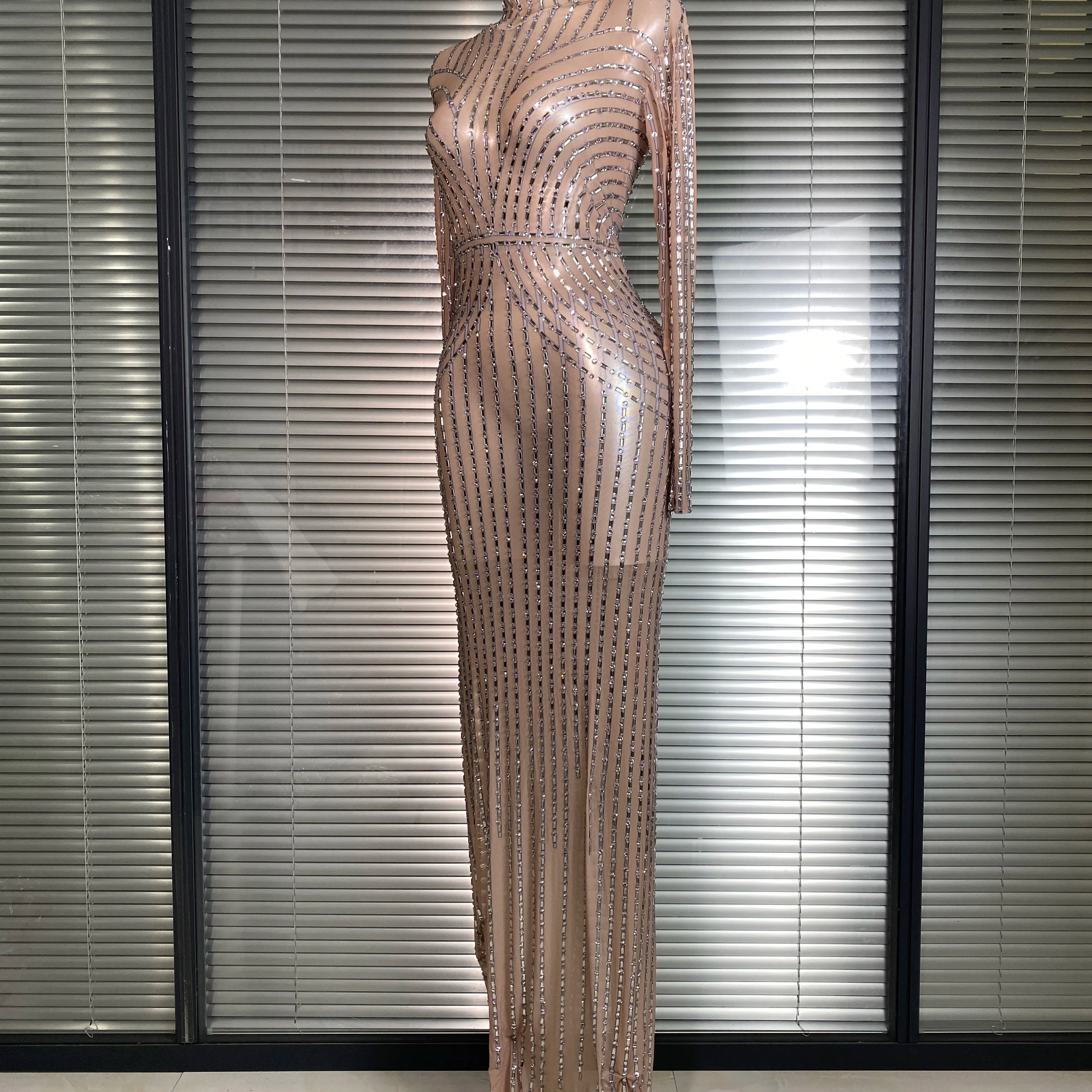 Women Sexy Long Sleeve Mesh Sequins Maxi Dress See Through Gold Silver Party Singer Party Costume Sheer Stage Performance Dress