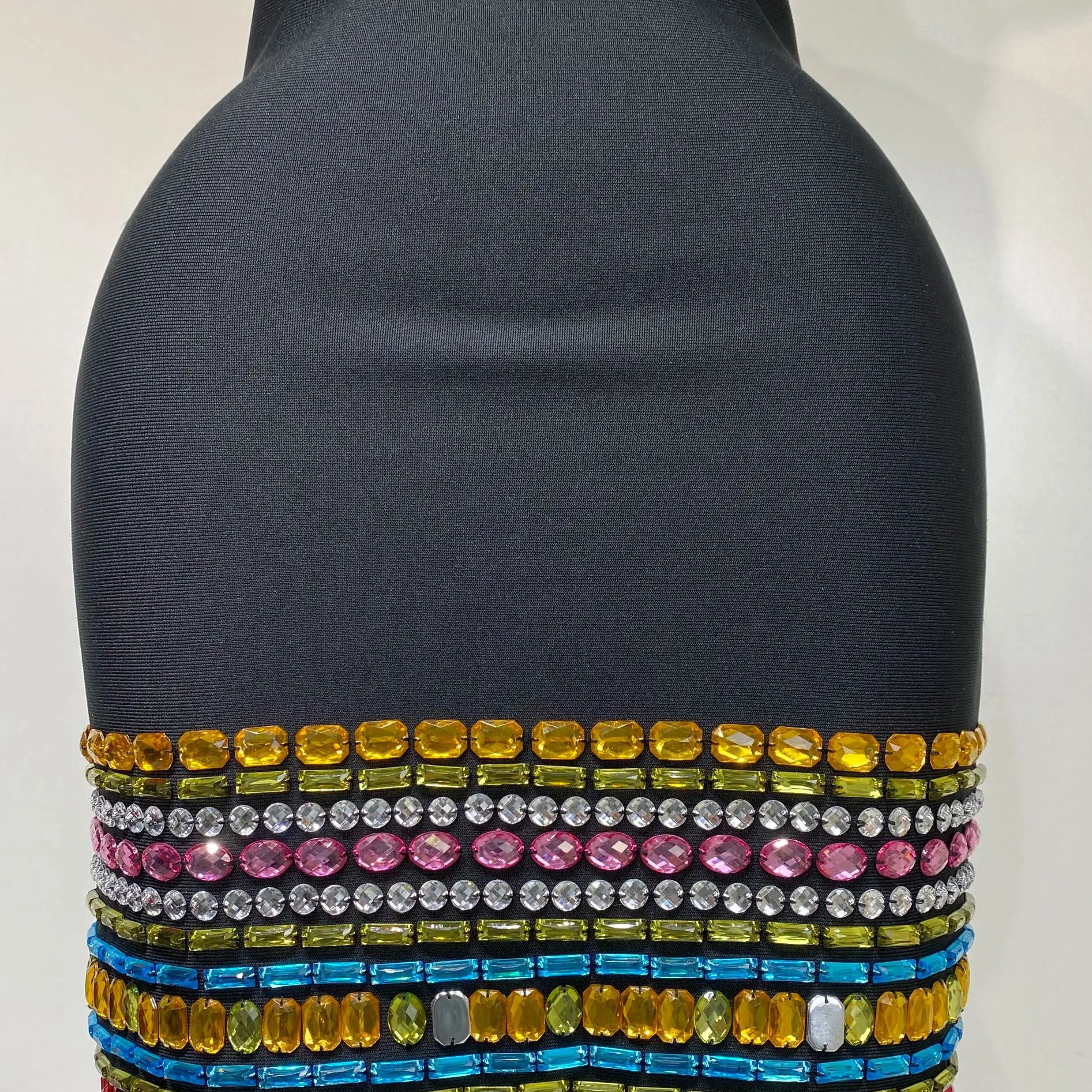 Sparkly Colorful Diamonds V Neck Black Bodycon Bandage Dress 2025 Celebrity Elegant Evening Club Party Luxury Birthday Dresses