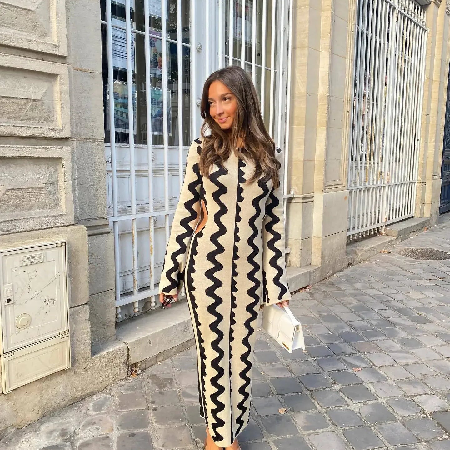 Wave Striped Women Knitted Maxi Dress Elegant O-neck Long Sleeve Bodycon Dress Autumn Streetwear Party Robe