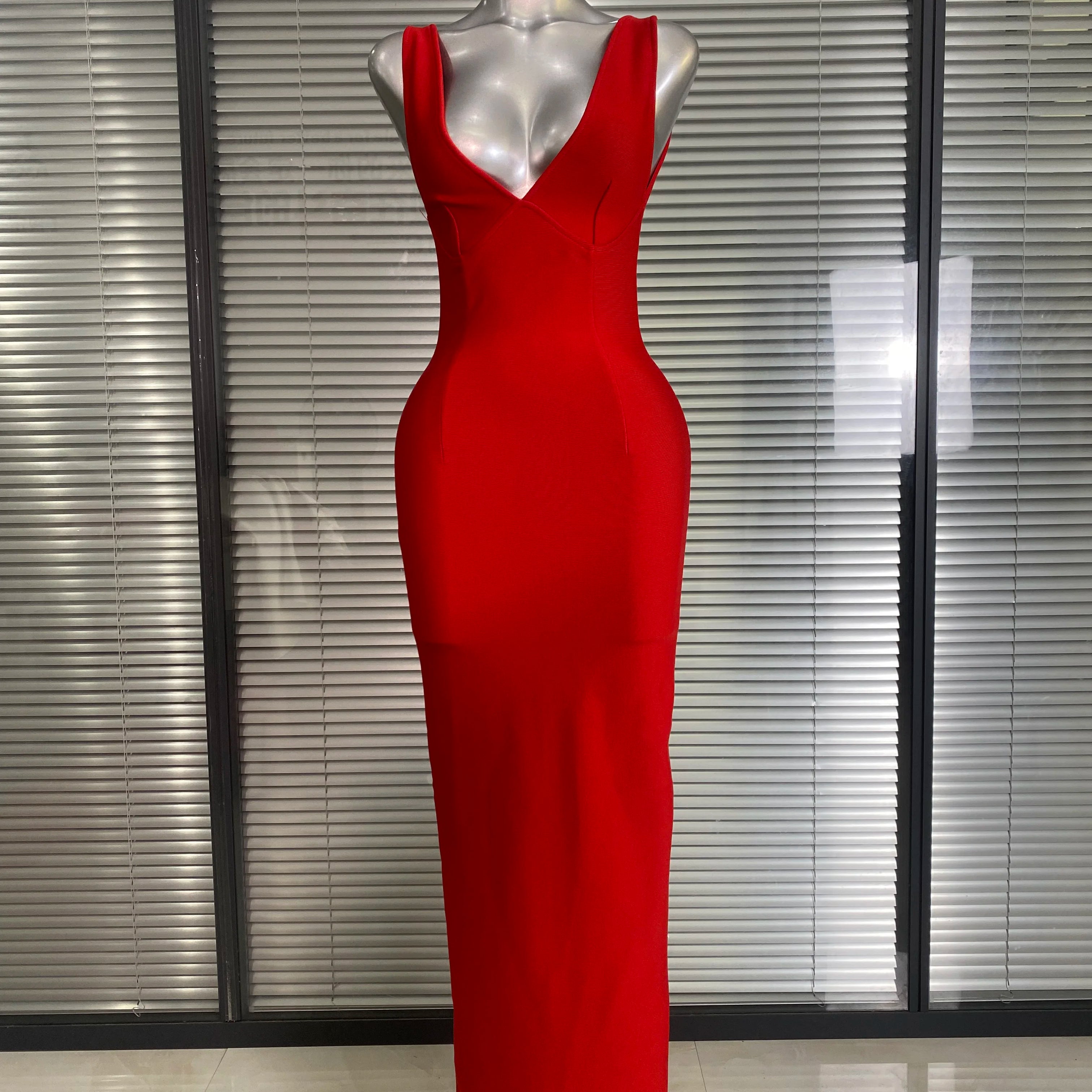Brand New 2025 Sexy Women Deep V Neck Backless Red Bandage Dress Celebrity Knitted Elegant Bodycon Party Maxi Dress