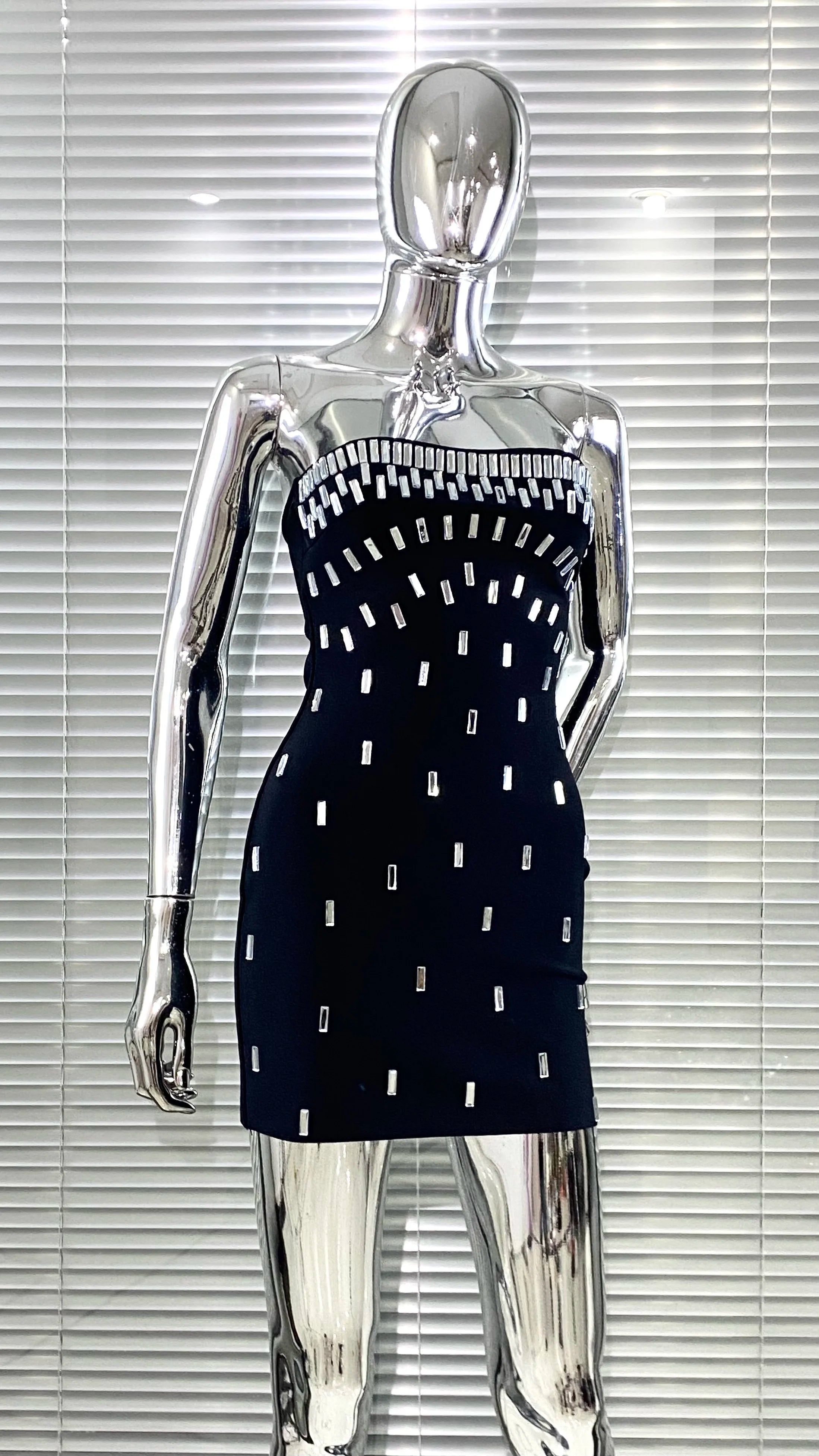 Luxury Woman Bandag Dress Sparkling Diamonds Strapless Black Mini Dress Celebrity Birthday Party Vestido Music Festival Outfit