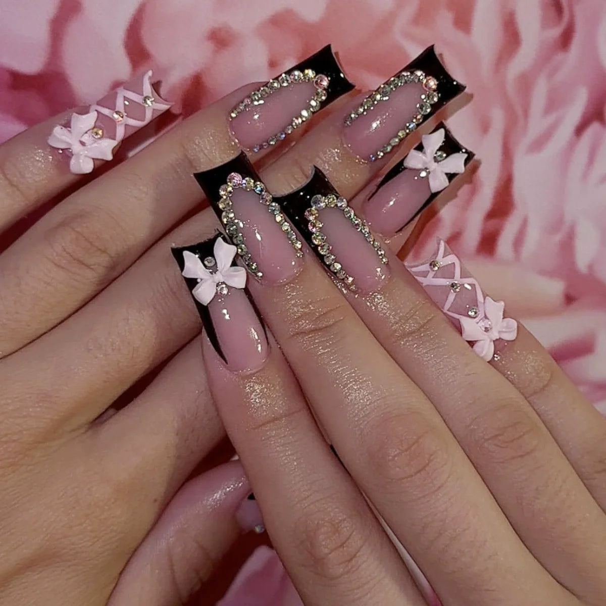 24Pcs French Black Press on Nails Mid-length Square Head Fake Nails with 3D Bow Tie Rhinestone Wearable Finished False Nail Tips
